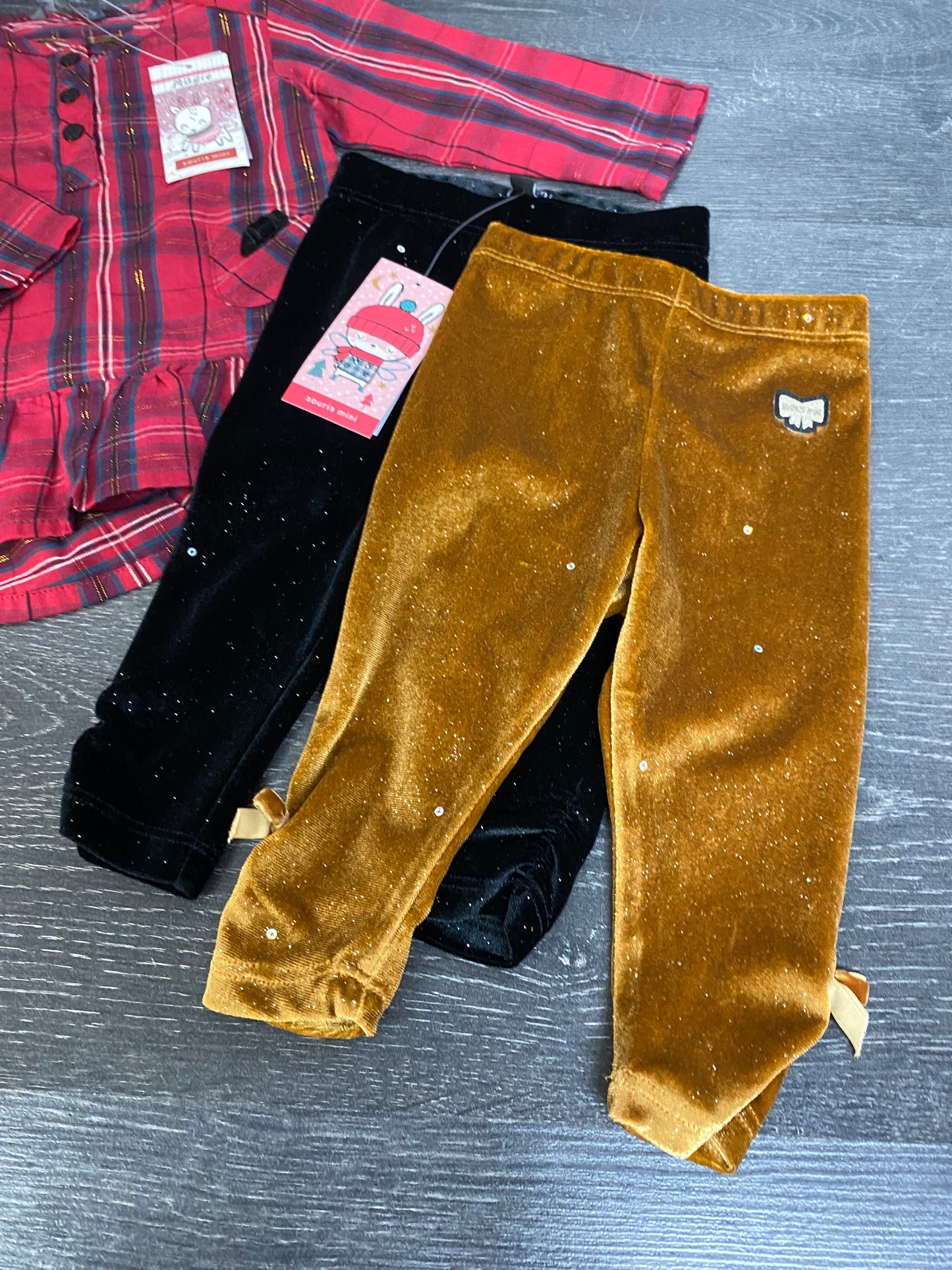 PROMO NOEL 35$ - TOUT EN 6-9 mois - 3 MCX et 1 accessoire