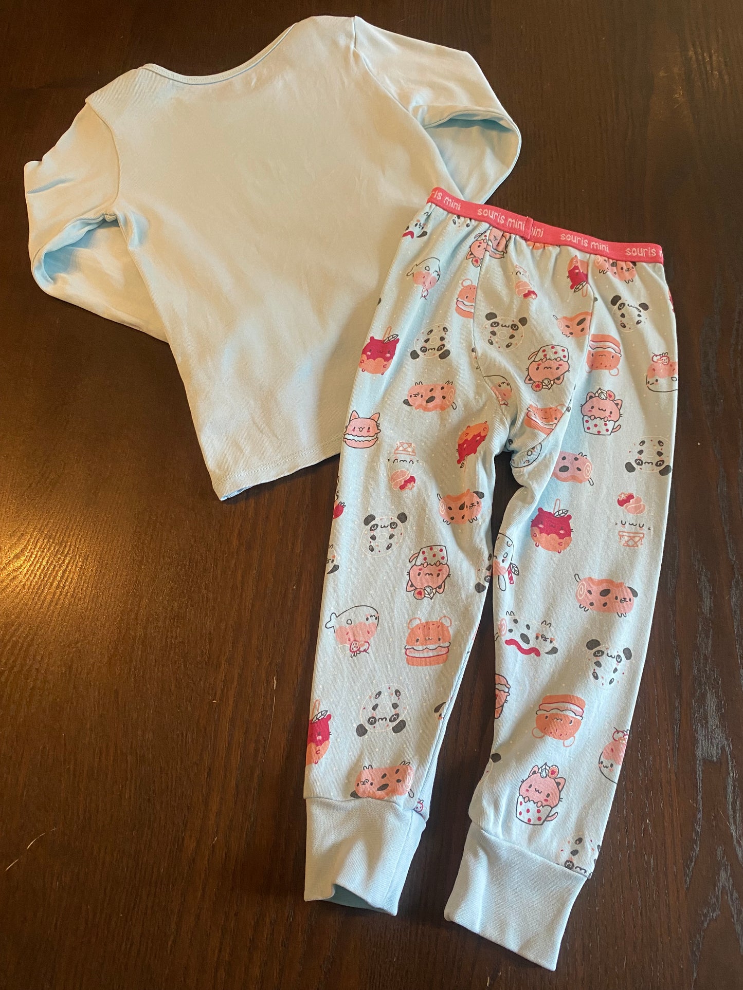 Reservé Friperie - souris mini - pyjama - 2-3 ans - mini tache voir photo