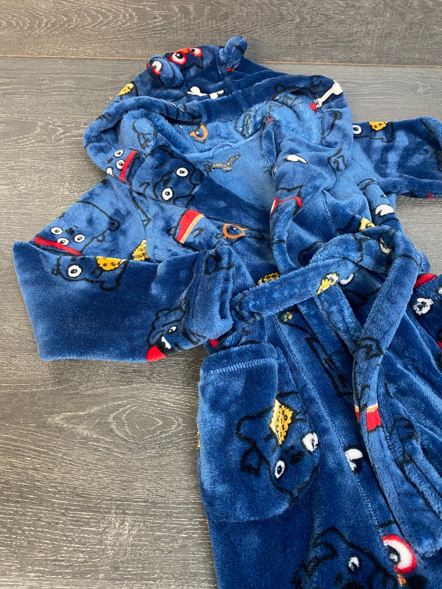 Friperie - Robe de chambre douce -6-7 ans