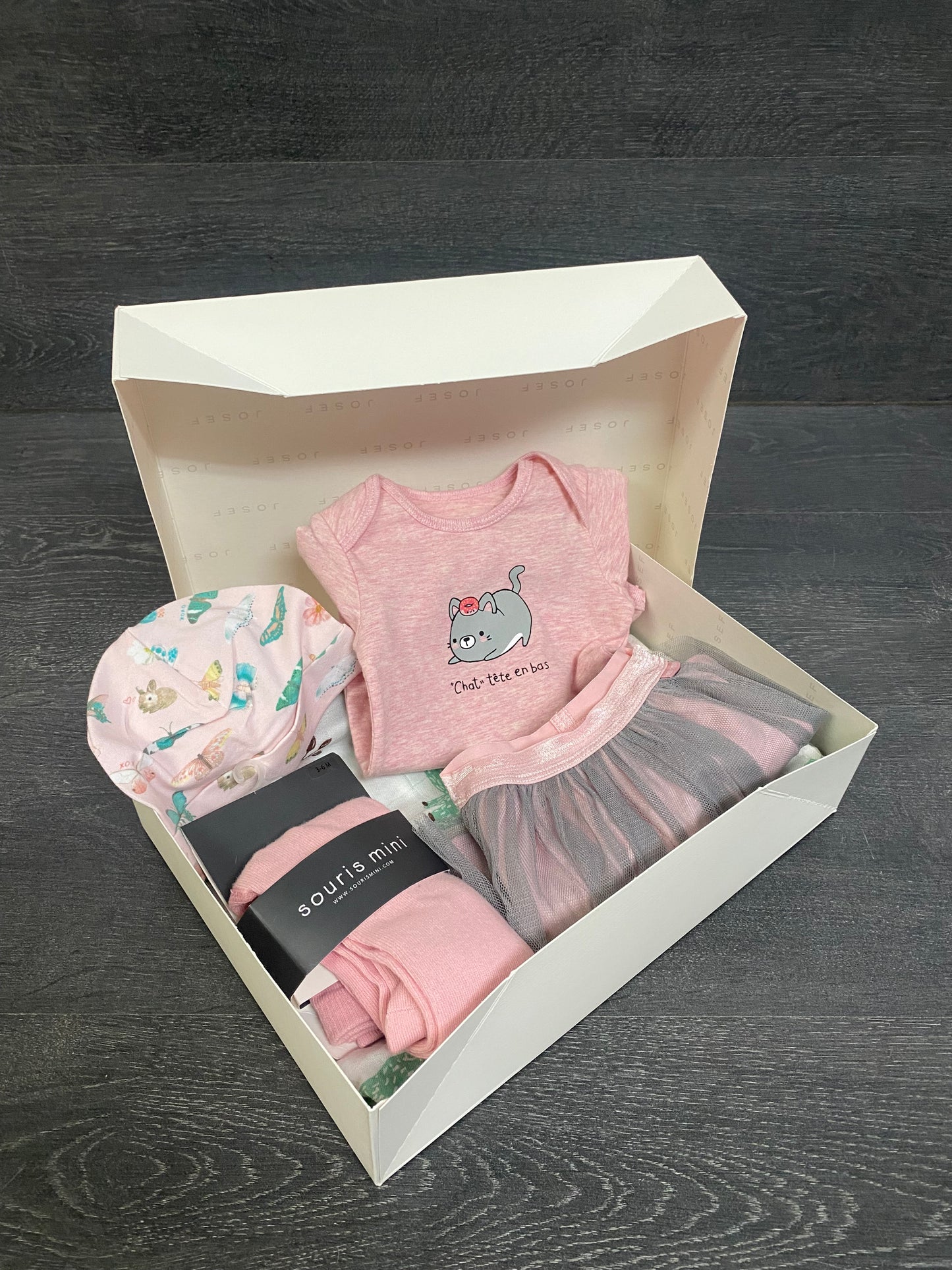 Petite boite de naissance - 3-6 mois - 50$
