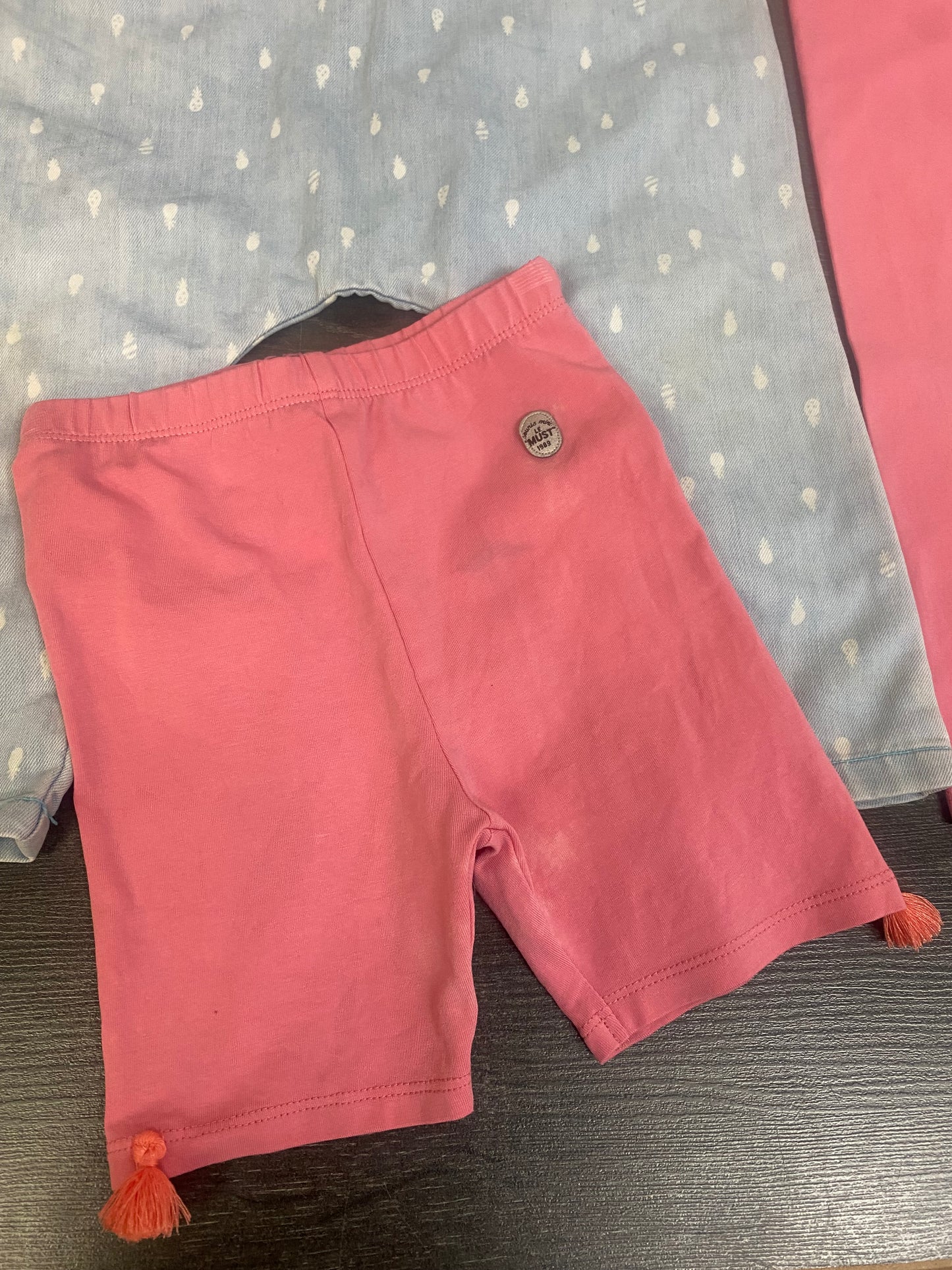 Friperie - comme neuf et usagé - 24 mois a 3 ans - lot ananas