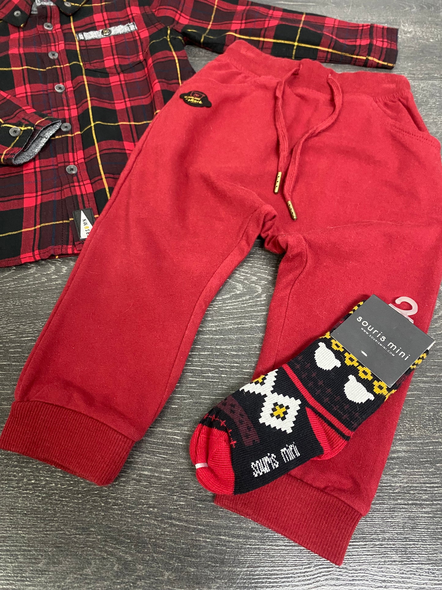 Neuf et usagé - souris mini - 18-24 mois - chemise, pantalon et bas