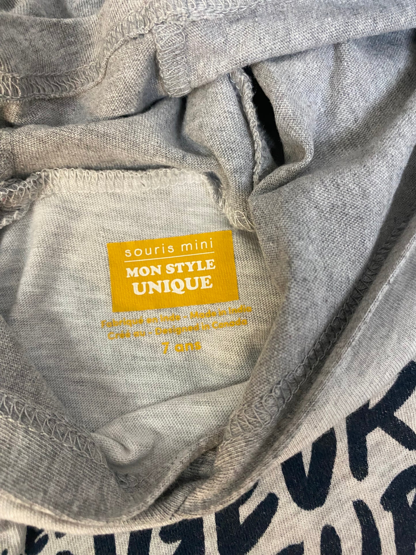 Friperie - 7 ans - hoodie - souris mini