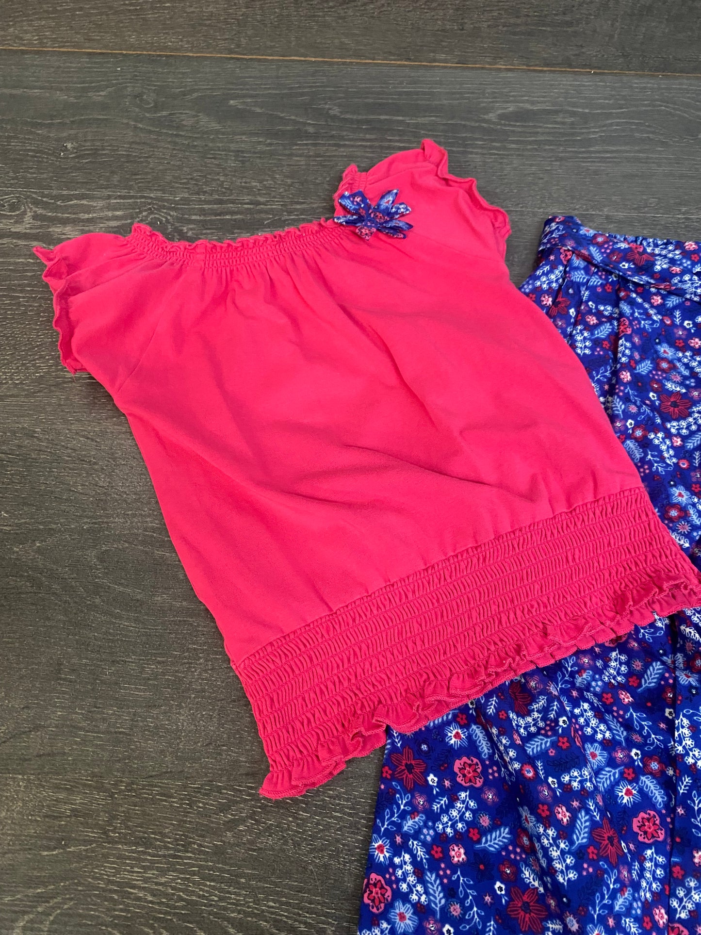 Wow!!! Friperie - Coup de coeur - 5 ans - top et pantalon - nano - comme neuf