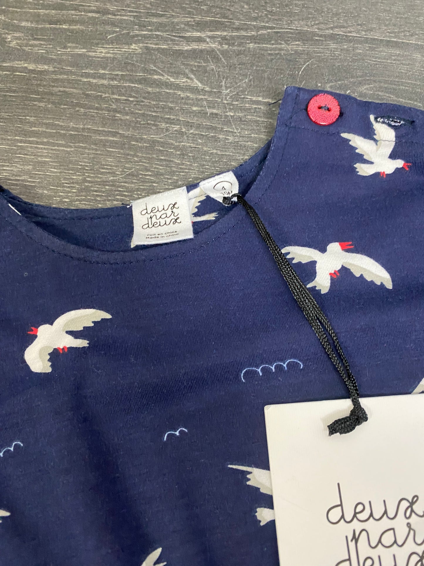 Reservé cassandra - Jumper court - 2x2 - neuf - 4 ans