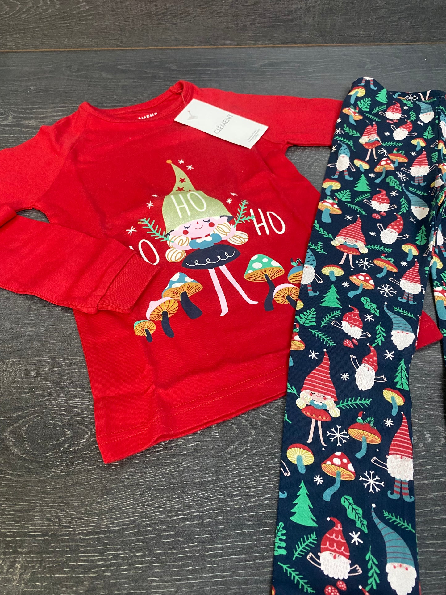 Clement - pyjama - neuf - 6 ans - neuf