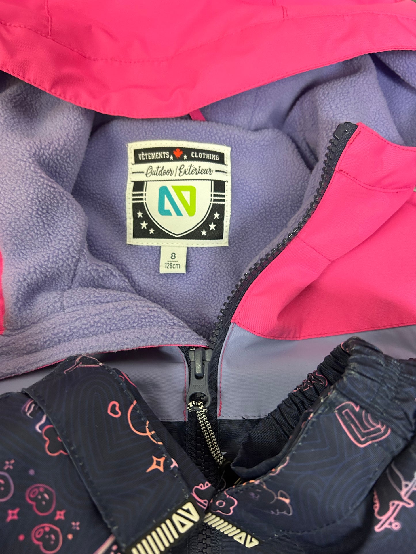 Habit Nano - 8 ans - pant neuf et manteau très bel état