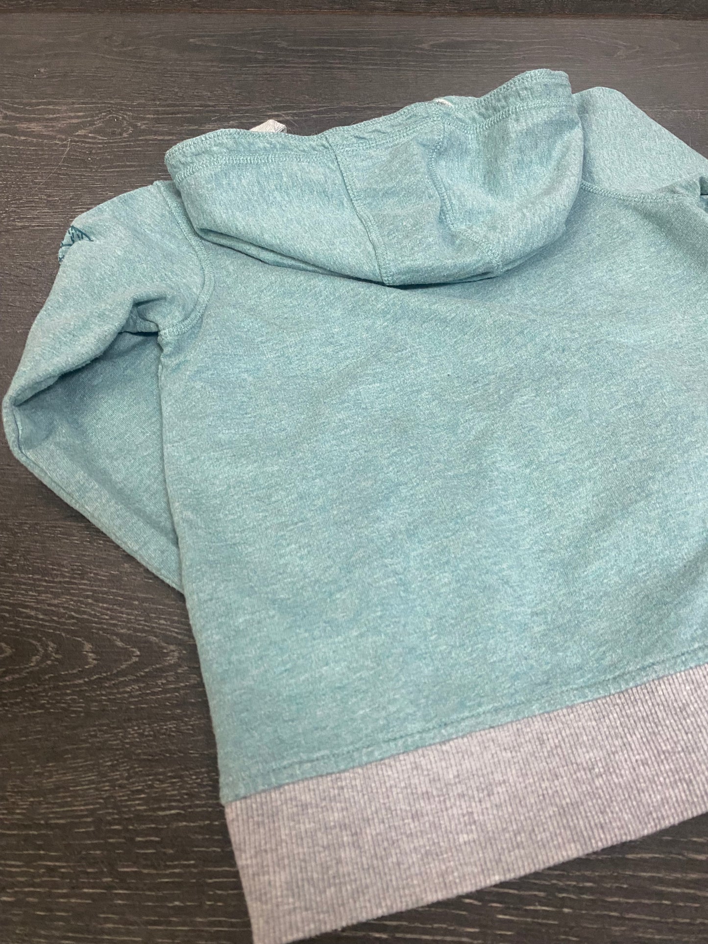 Friperie - veste capuchon - mini tache sur le poignet partira selon moi - 6 ans - souris mini