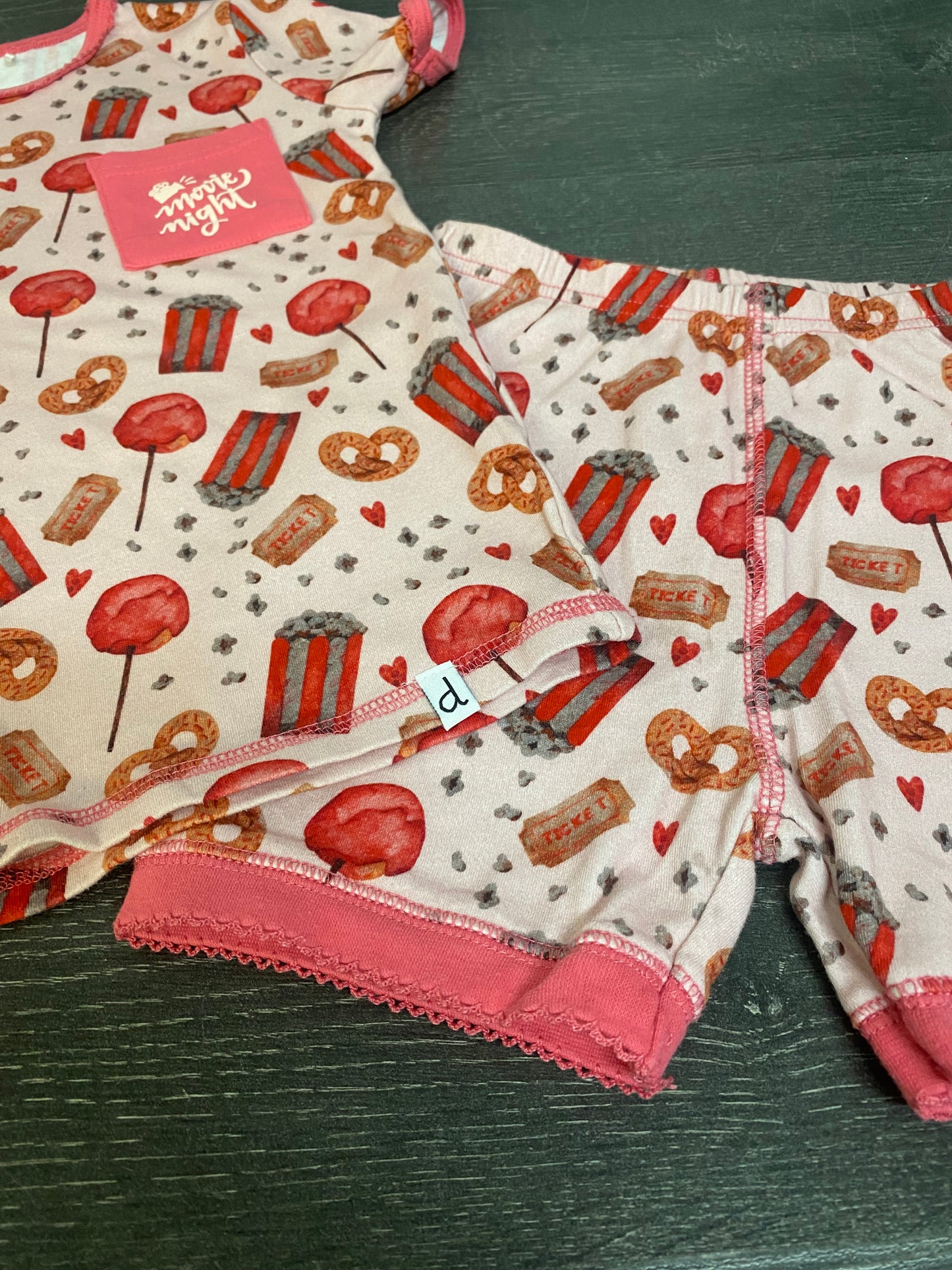 Friperie - pyjama - 6 ans -