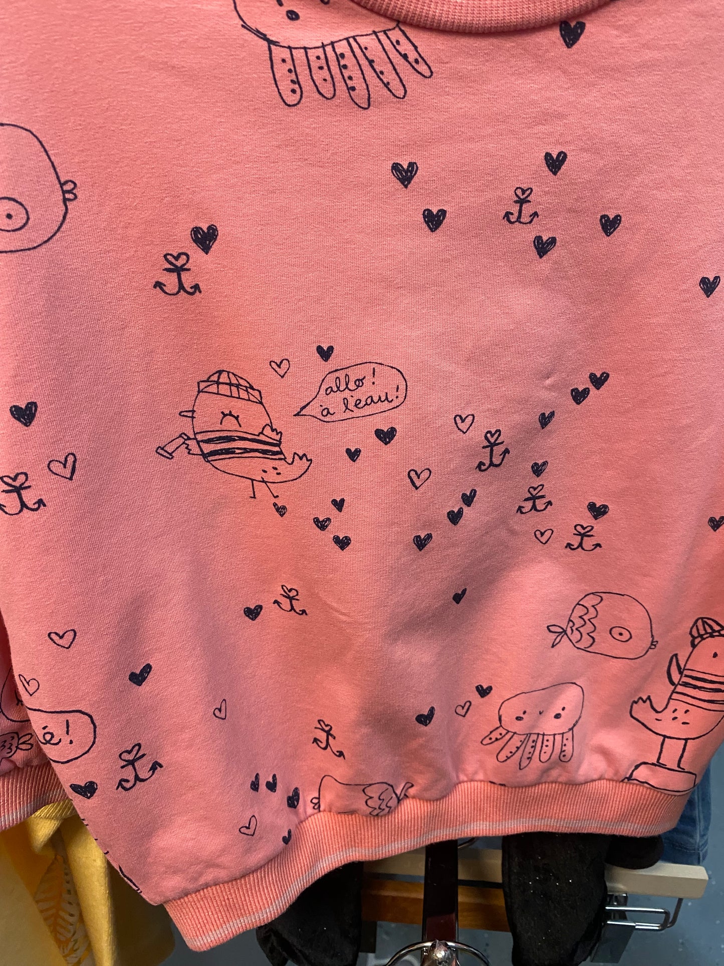 Friperie - imparfait - 4 ans - voir ma note et les photos - souris mini