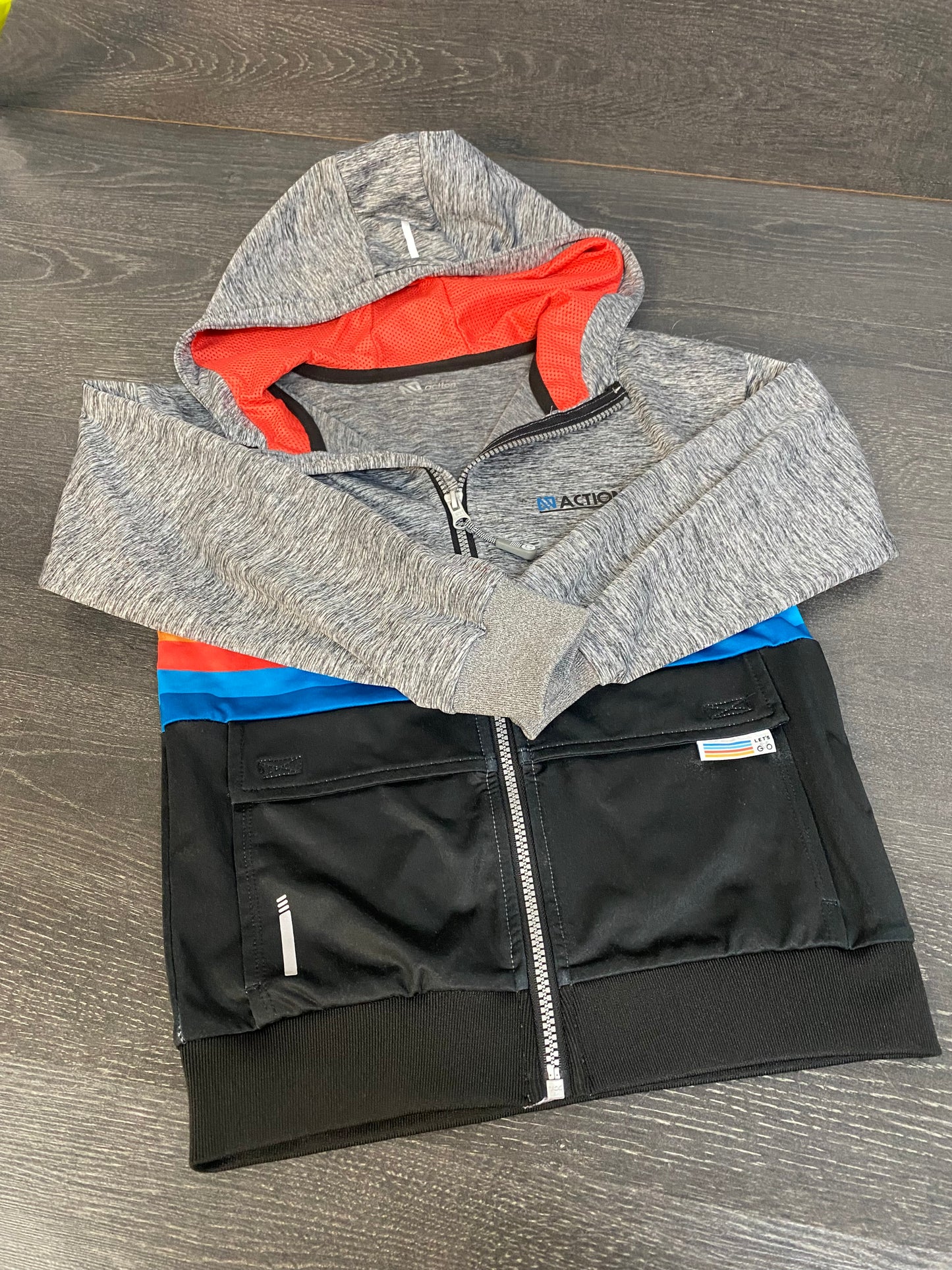 Friperie - nano sport - 7 ans -veste et pantalon sport