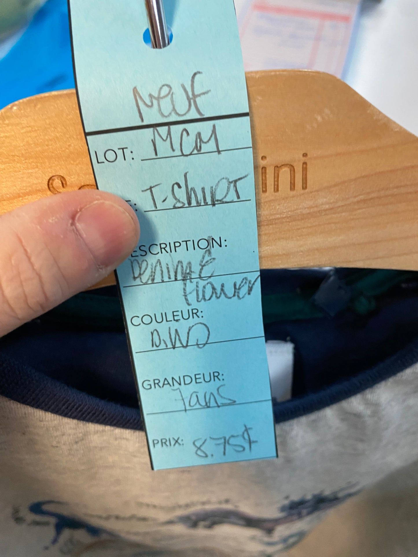 T - shirt - 7 ans - neuf - denim & flower