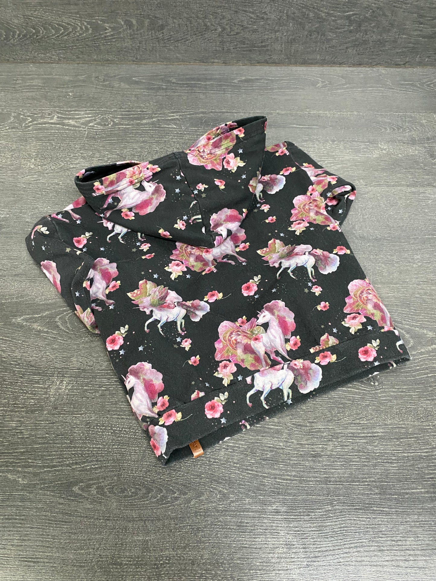 Friperie - hoodie - 2x2 - bien porté et zip defectueux - 7 ans