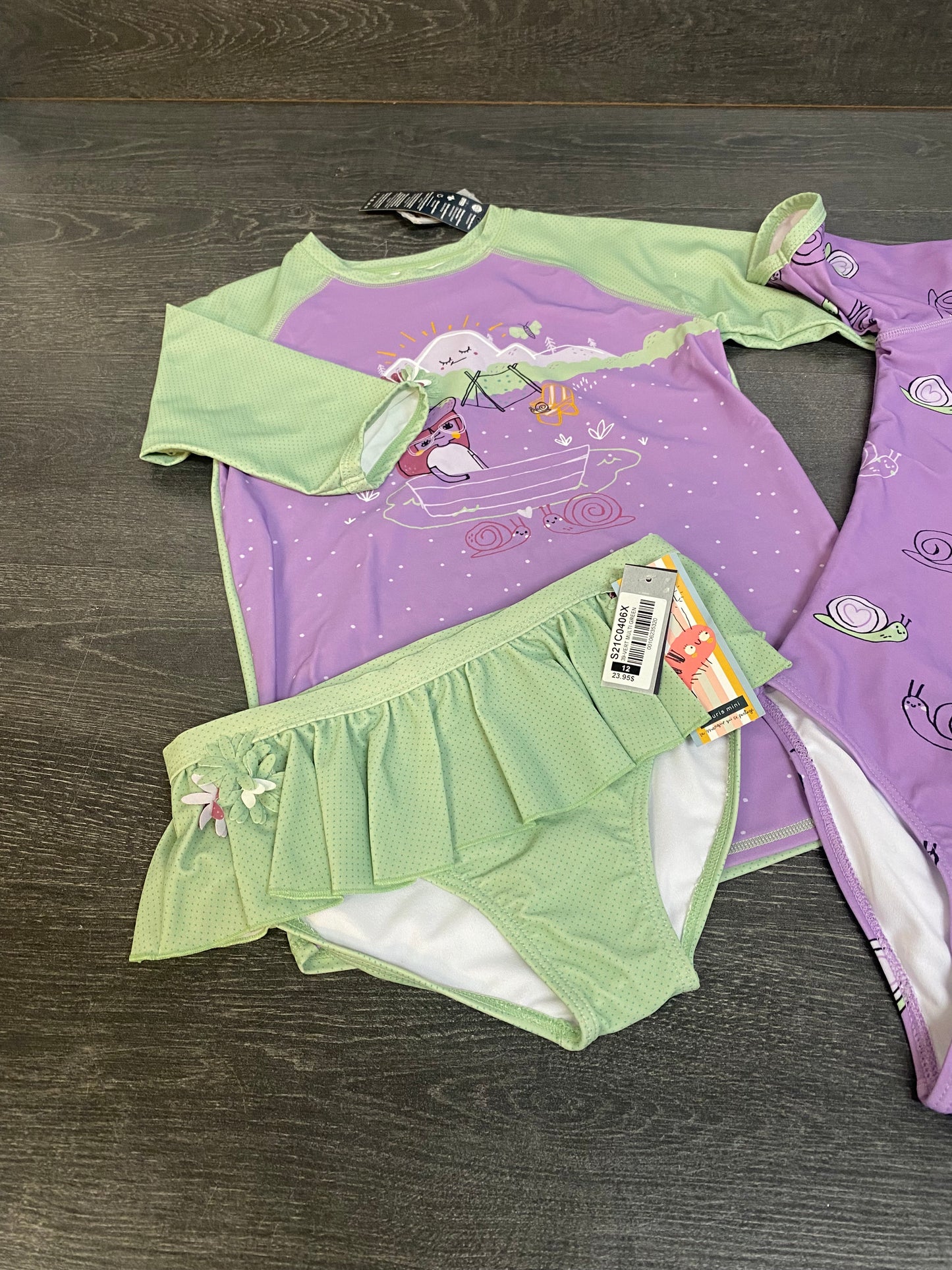 Reservé - Trio - one piece, rashguard et culotte bikini - 12 ans subtil defaut voir photo
