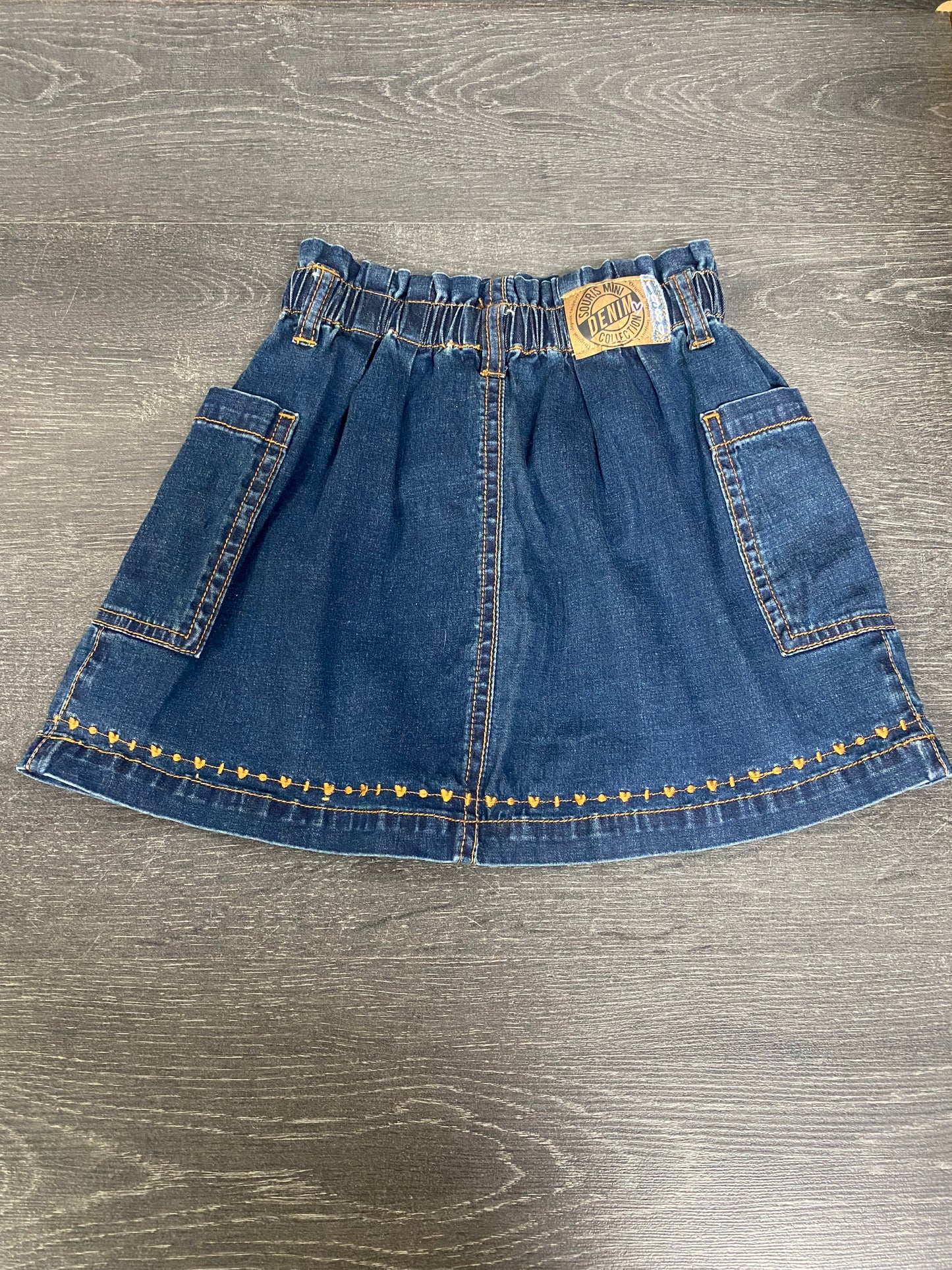 Neuf, comme neuf et tres bel etat - veste, jupe et collant - souris mini - 6 ans - collant 5-6 ans