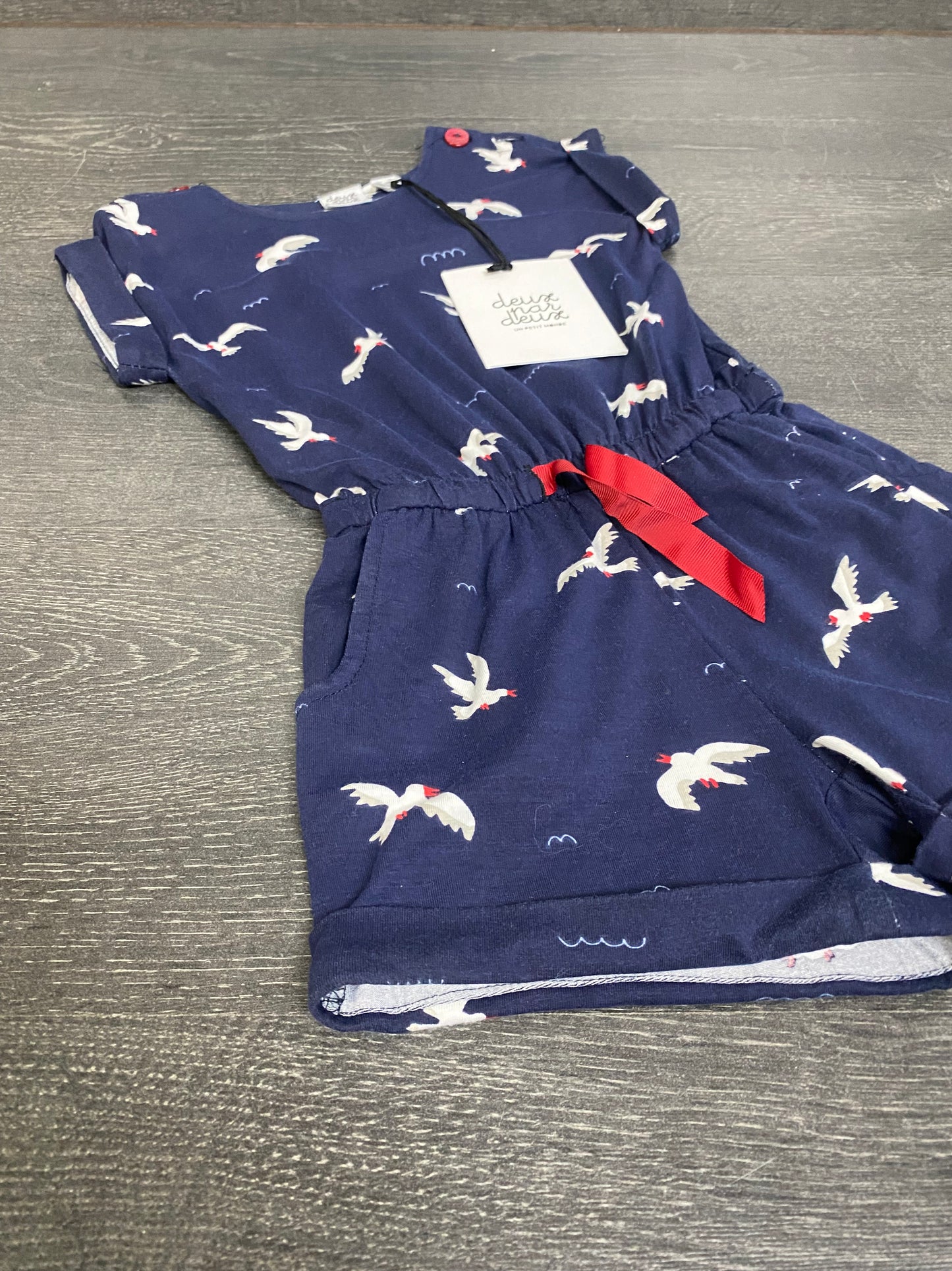 Reservé cassandra - Jumper court - 2x2 - neuf - 4 ans