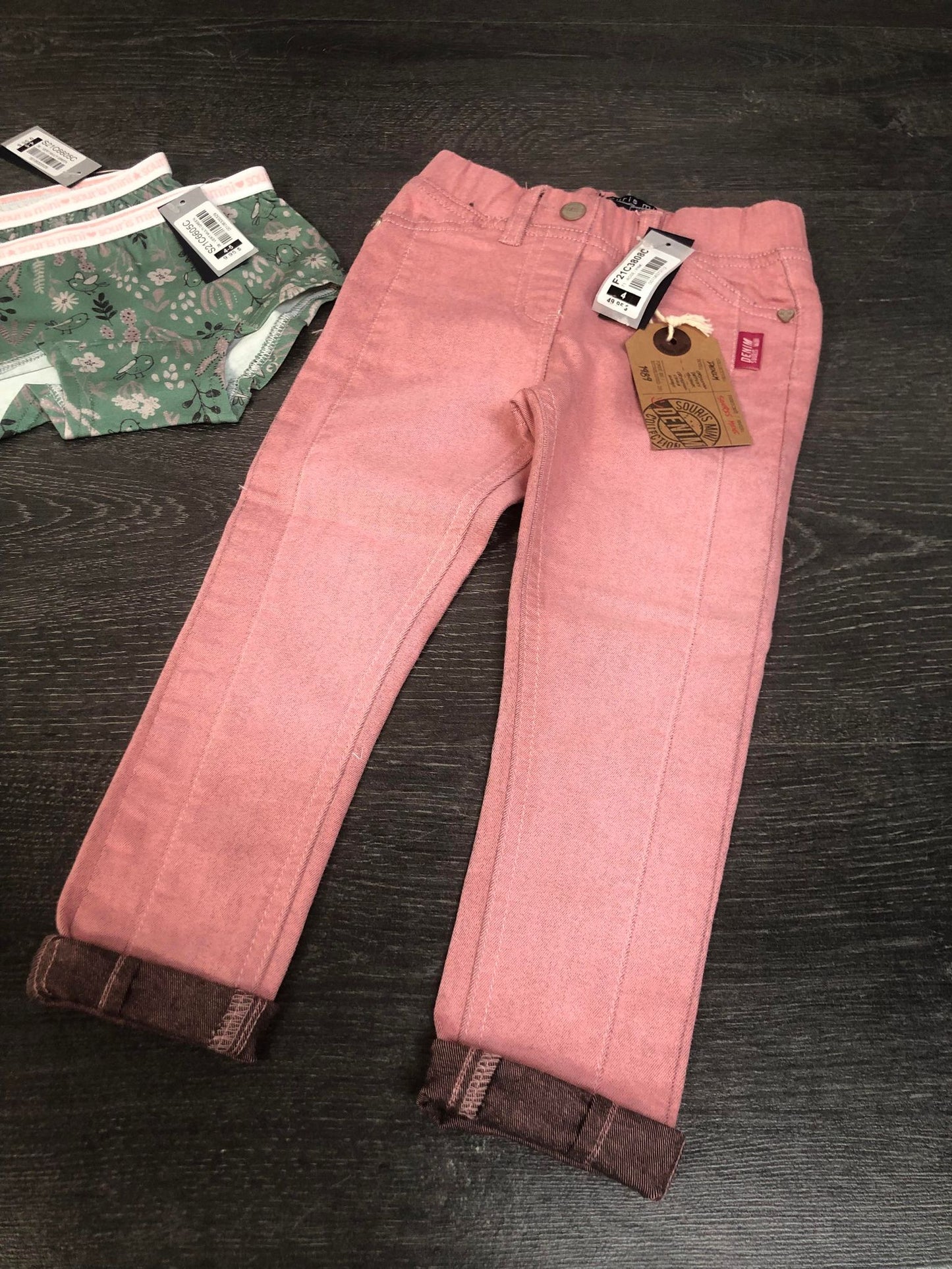 Reservé - PROMO 22,00$ - Jegging 4 ans et 2x sous vetements 4-5 ans - Souris mini