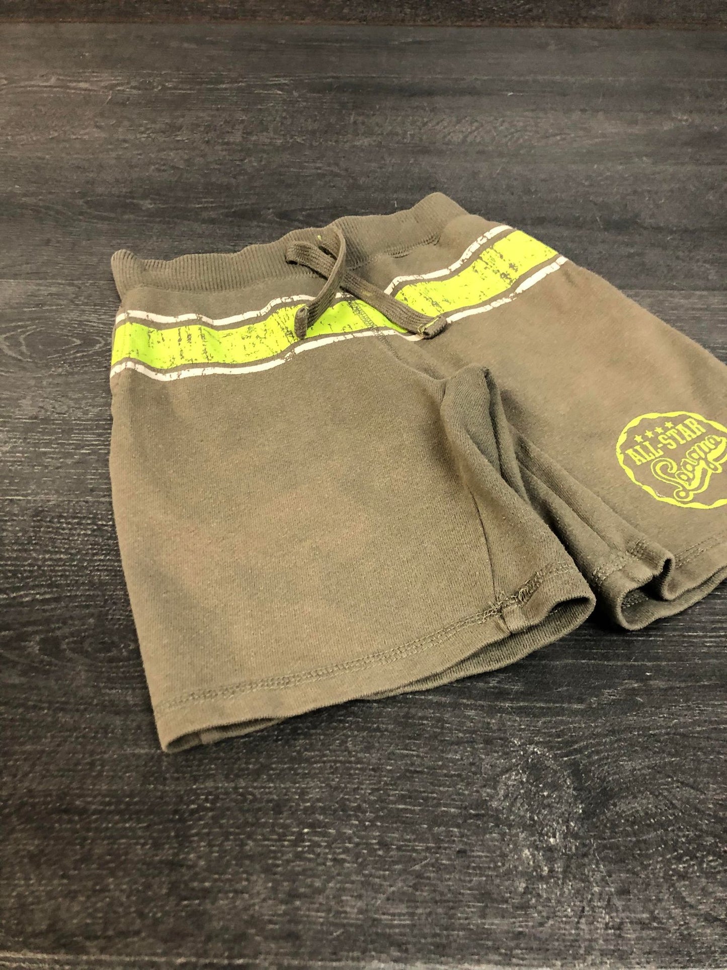 FRIPERIE - Short - Old navy - 4 ans