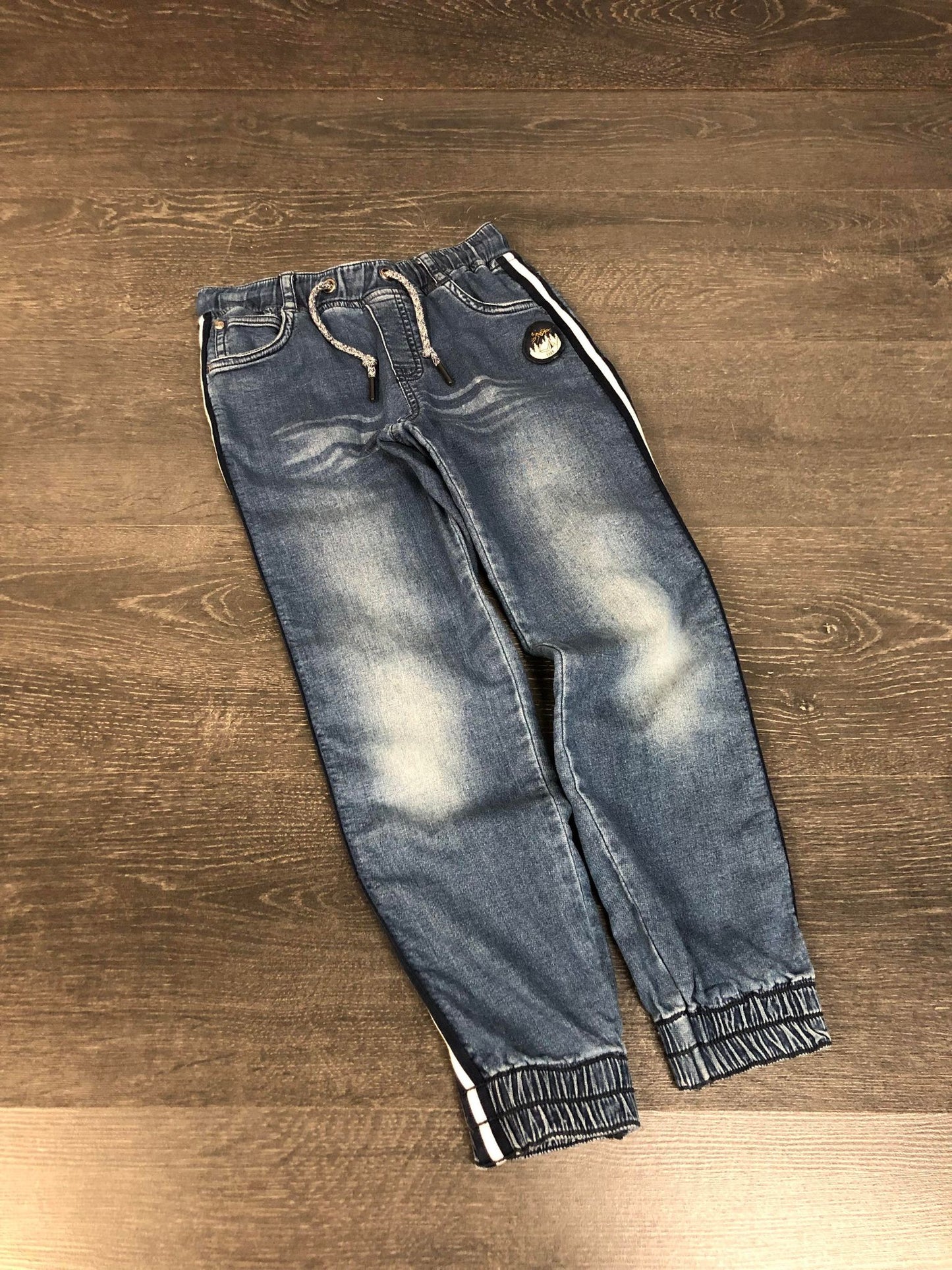 FRIPERIE - Jeans jogger - Souris mini - 7 ans