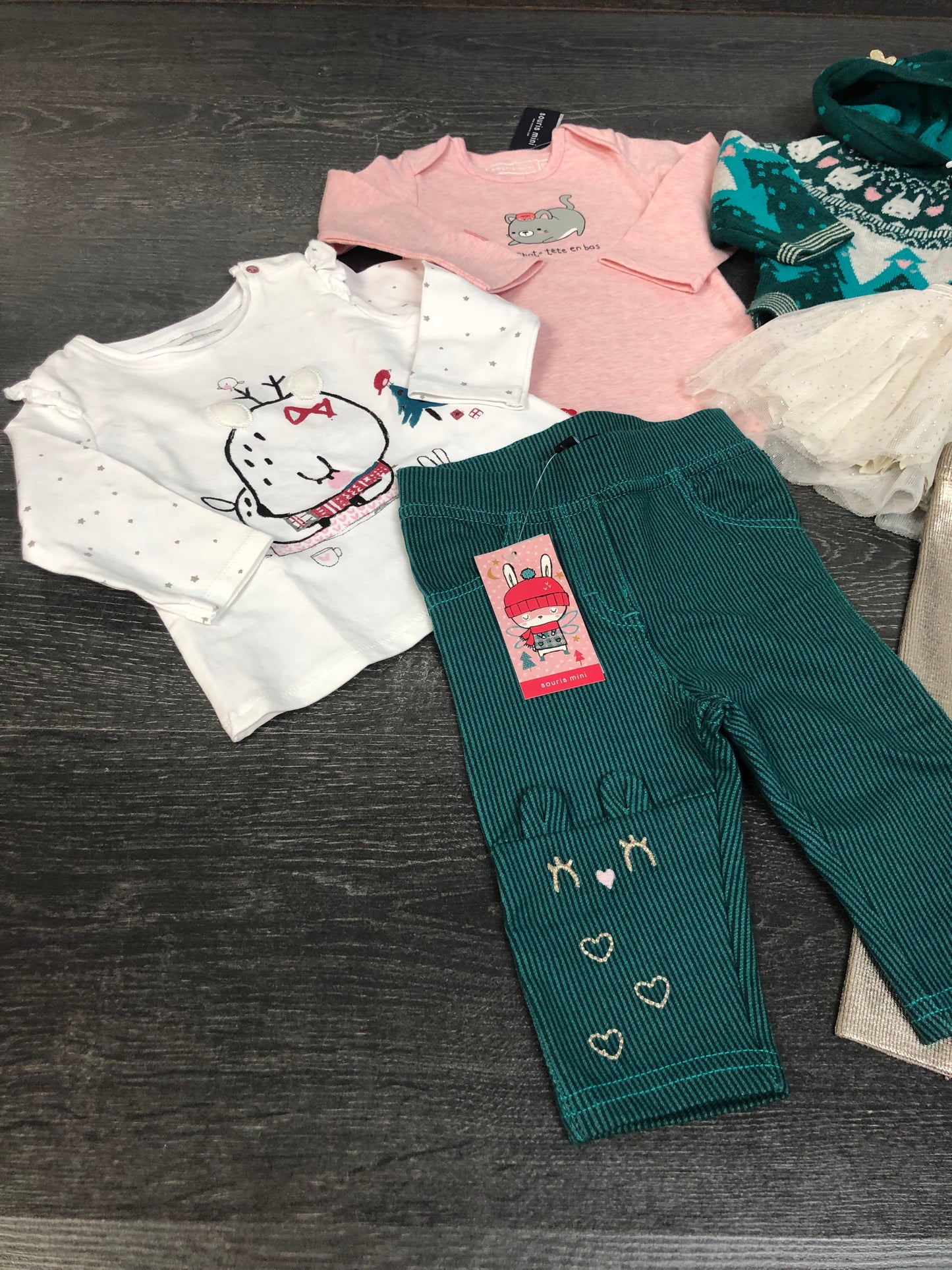 PROMO 90$ - Lot bebe - souris mini - 6-9 mois