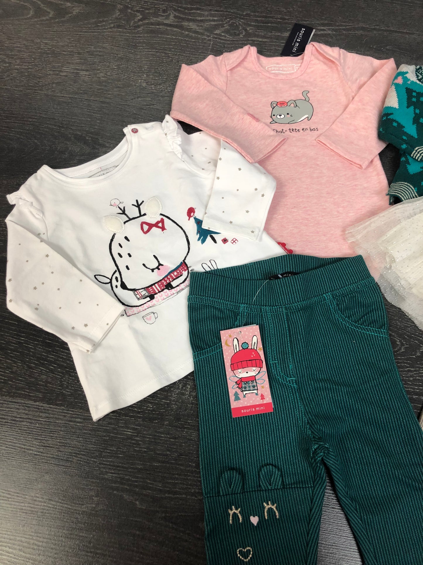 PROMO 90$ - Lot bebe - souris mini - 6-9 mois