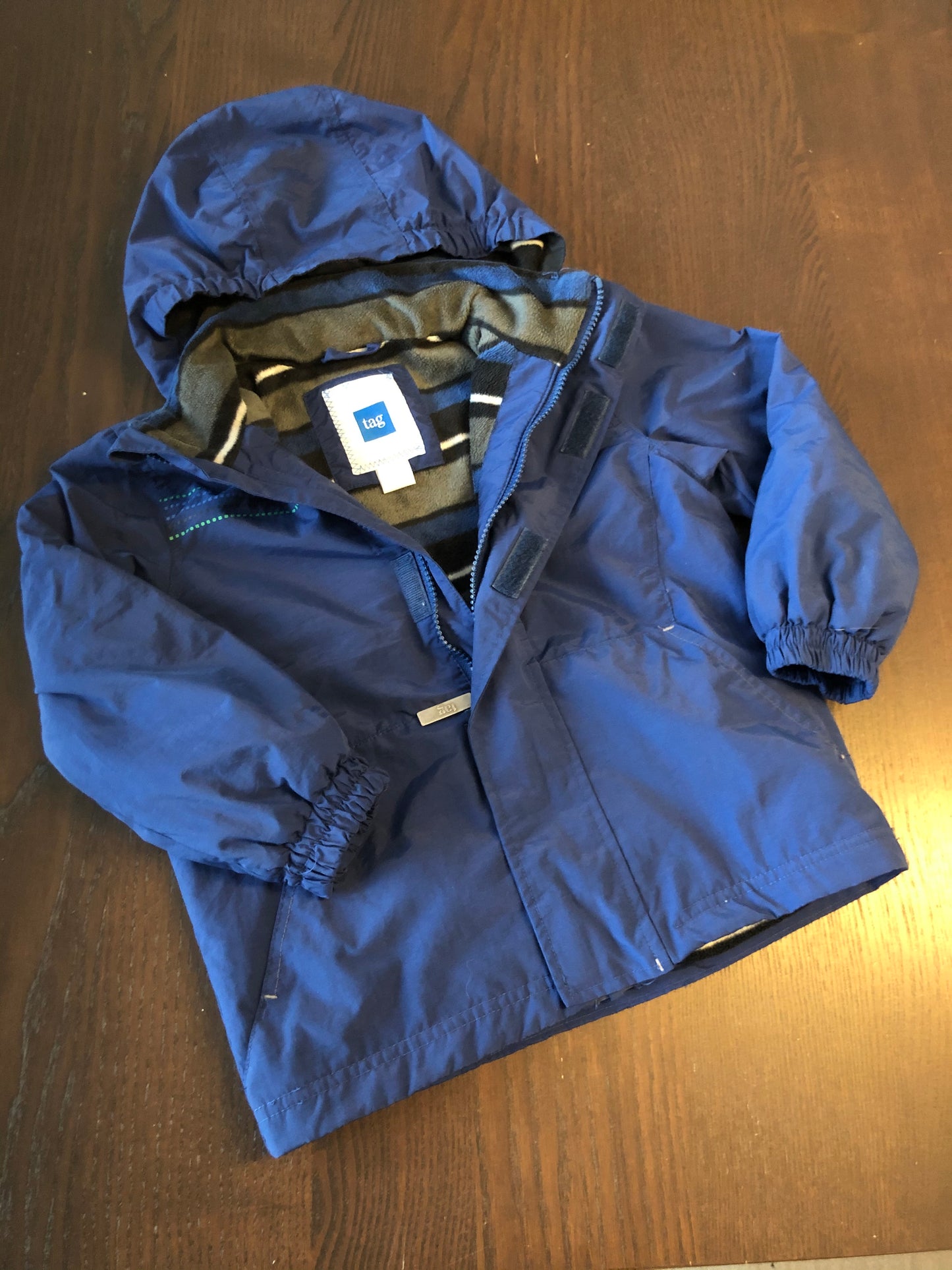 Manteau hoodie - tag - 5 ans - doublé polar