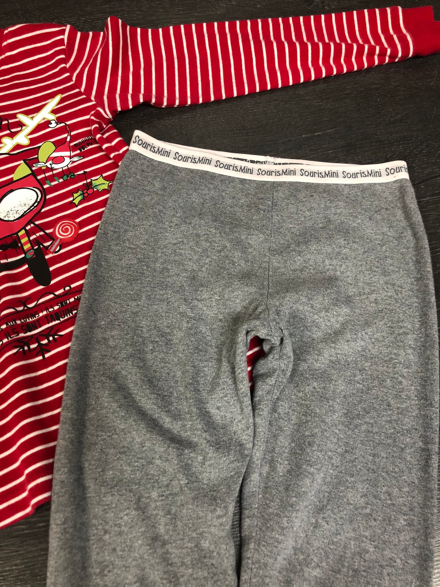 FRIPERIE - pyjama de noel - 5-6 ans