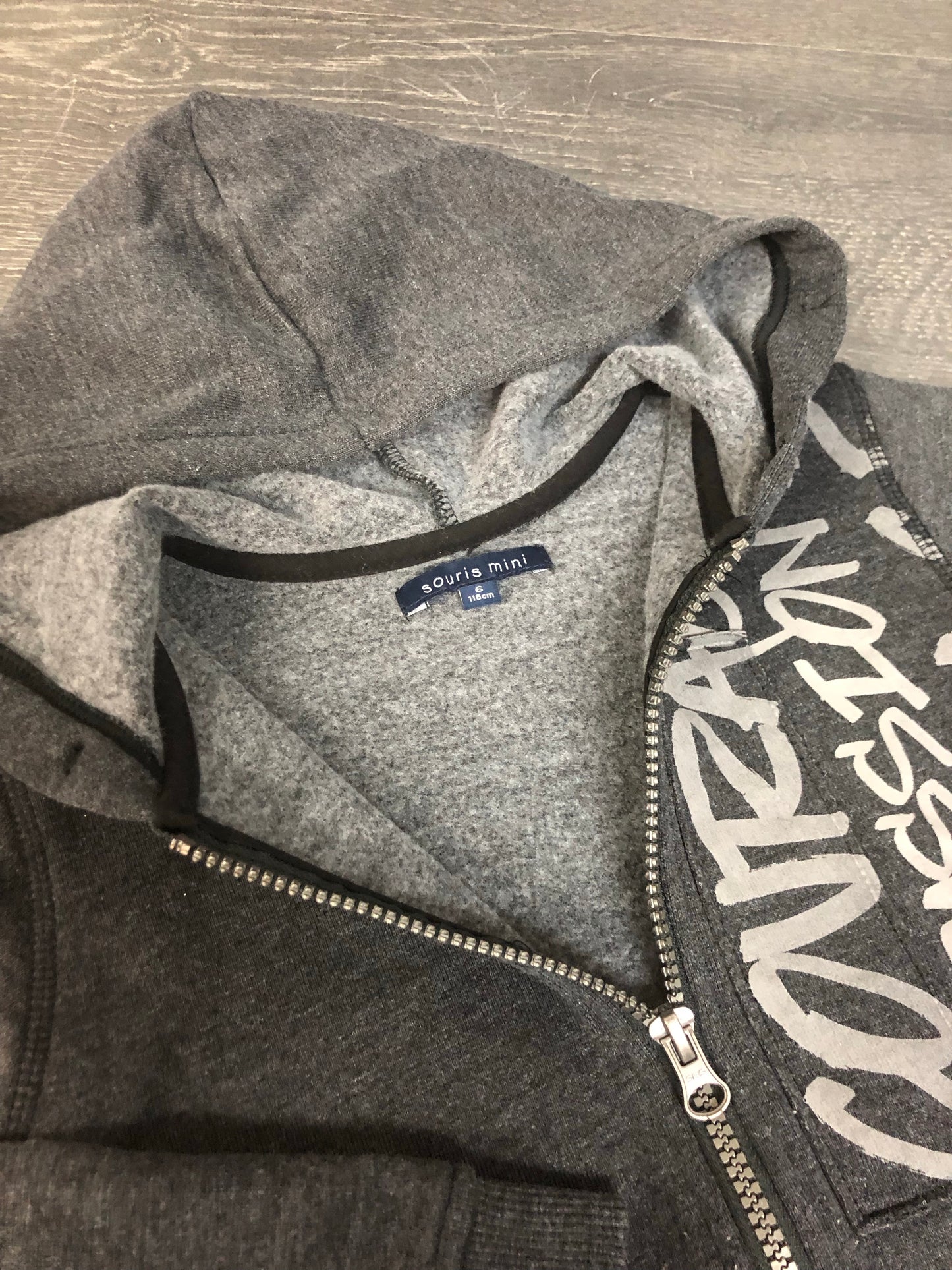 FRIPERIE - veste hoodie - 6 ans