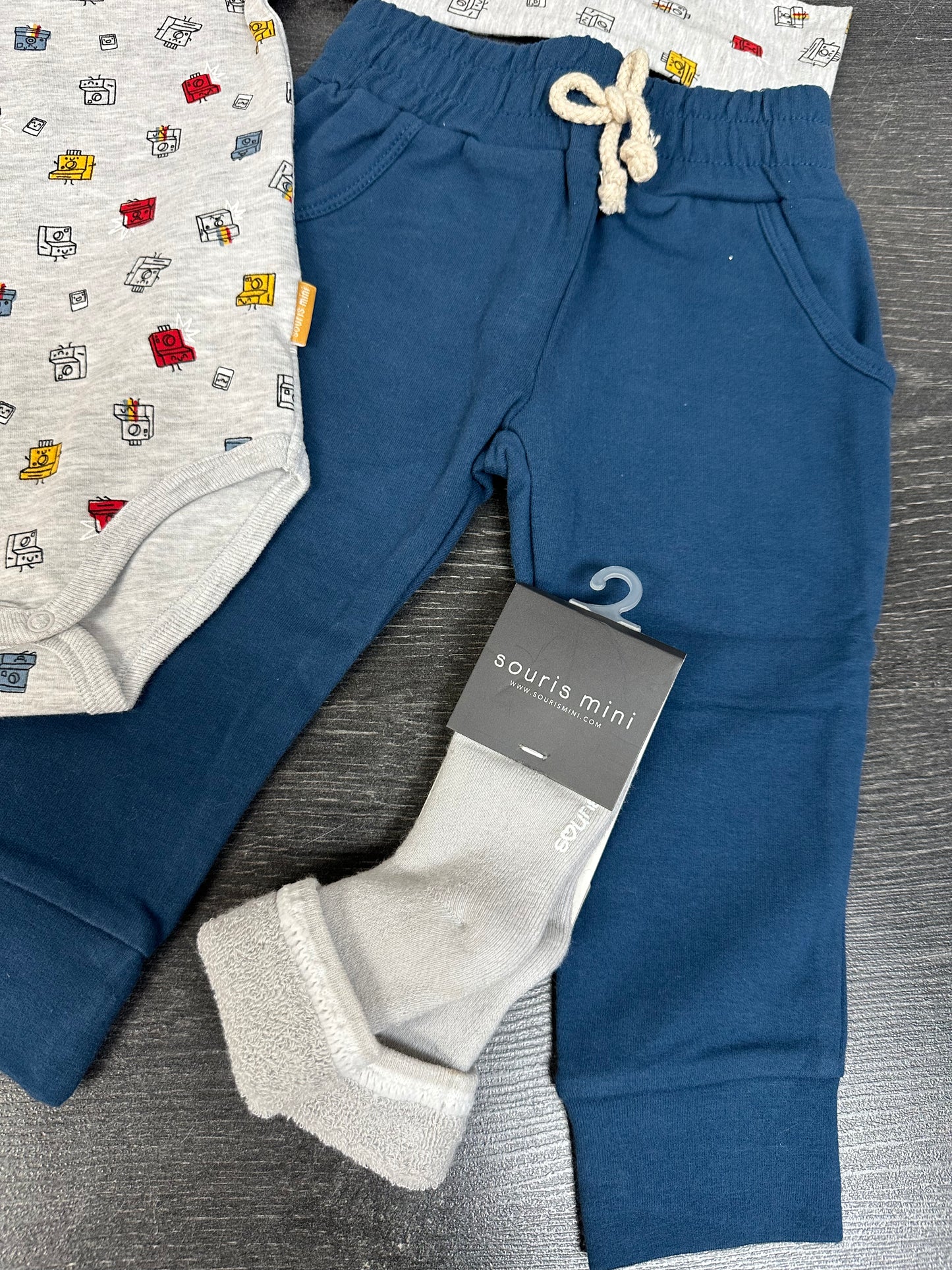 Ensemble bebe garçon 9-12 mois
