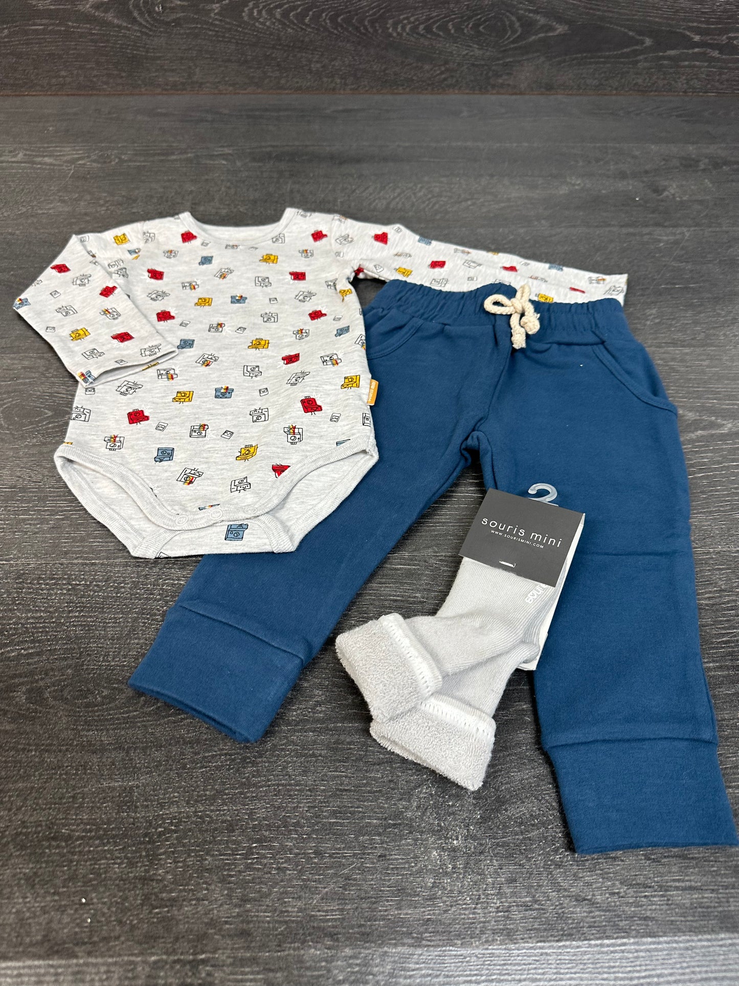 Ensemble bebe garçon 9-12 mois