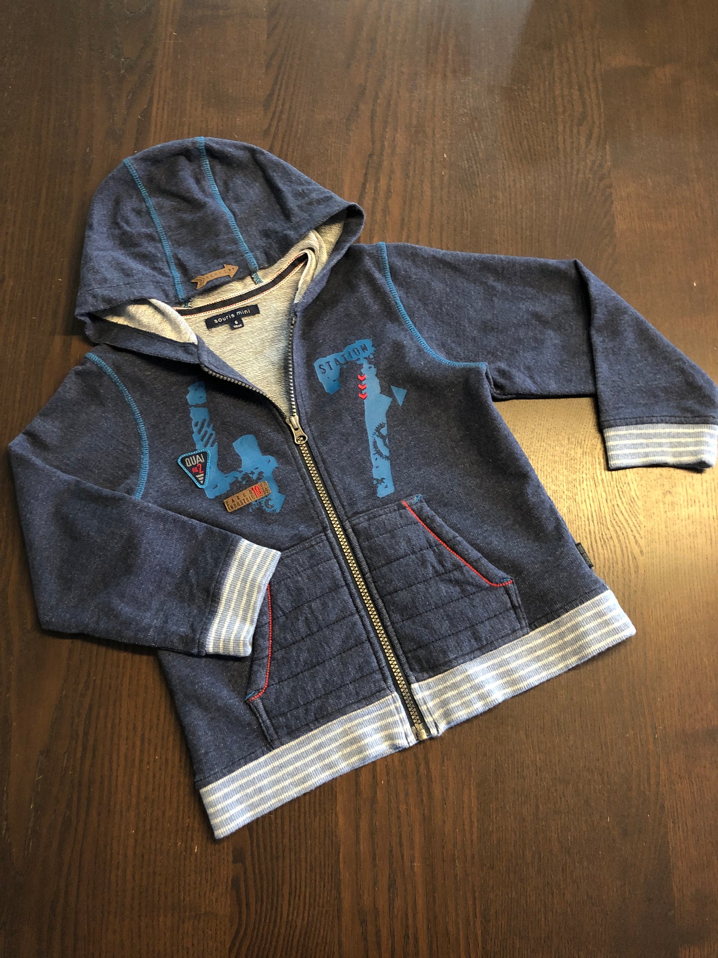FRIPERIE - veste capuchon - souris mini - 6 ans