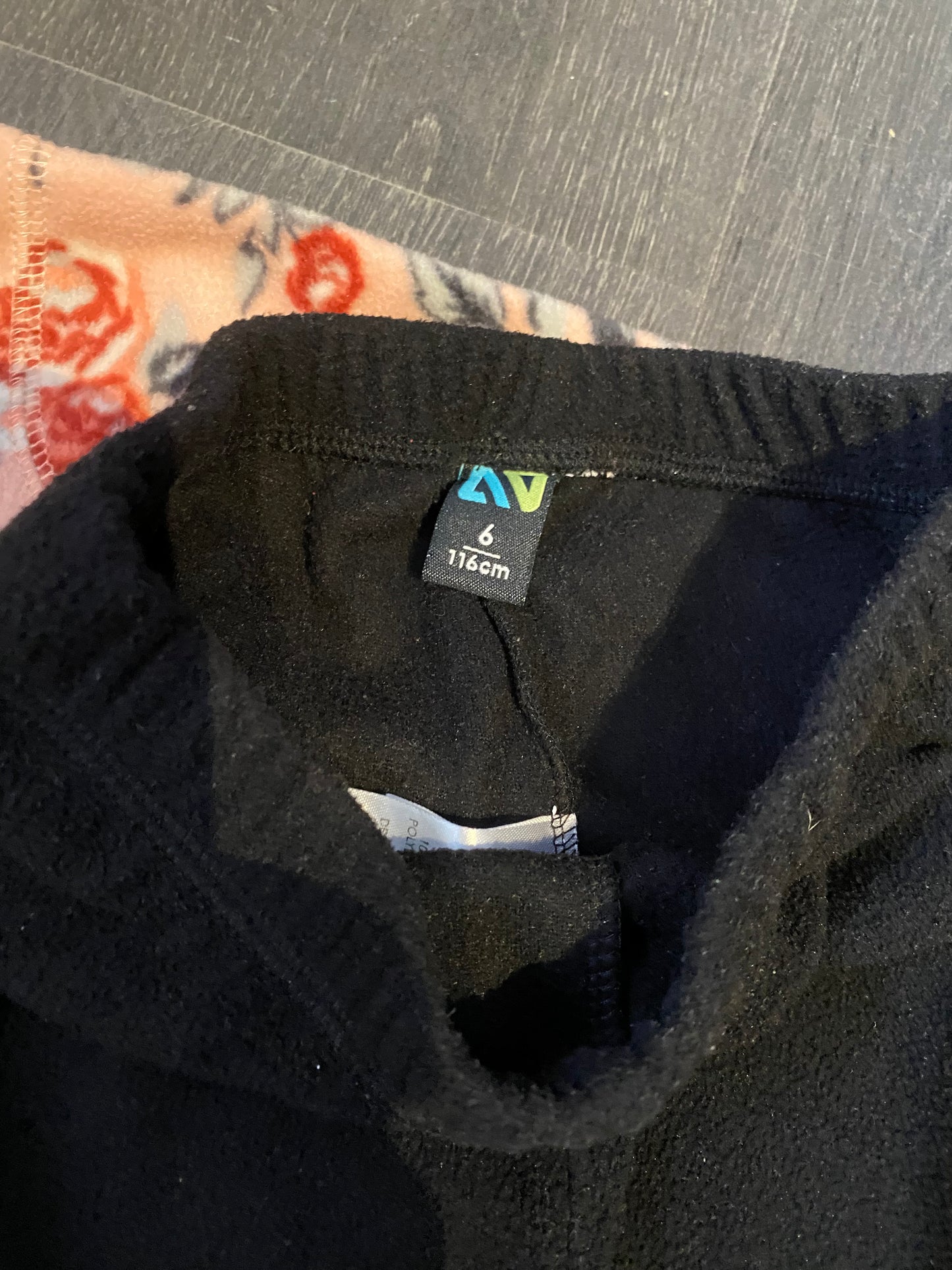Friperie - ensemble polar - nano - 6 ans