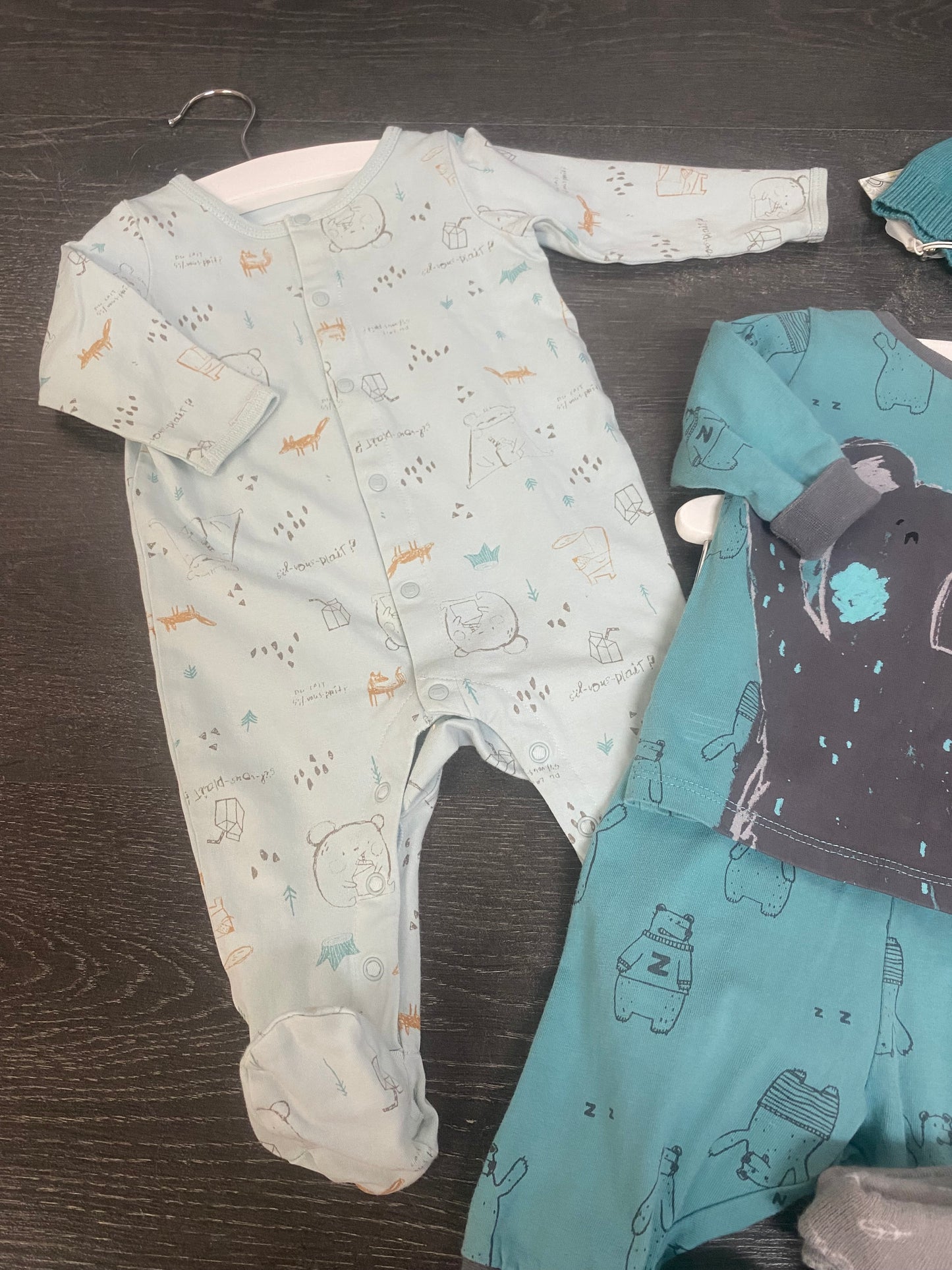 Friperie - pyjama 2mcx, pyjama, 1 bonnet et 1 bas - 3-6 mois - sourismini