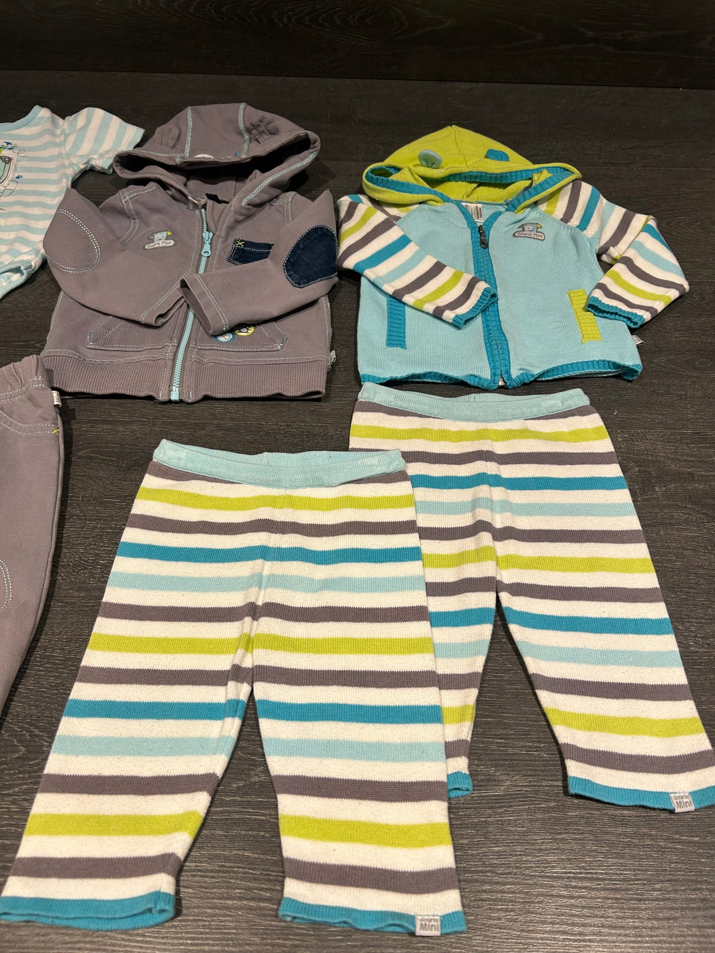 Reservé - Neuf et usagé - petit lot en 6-9 mois - Souris Mini -