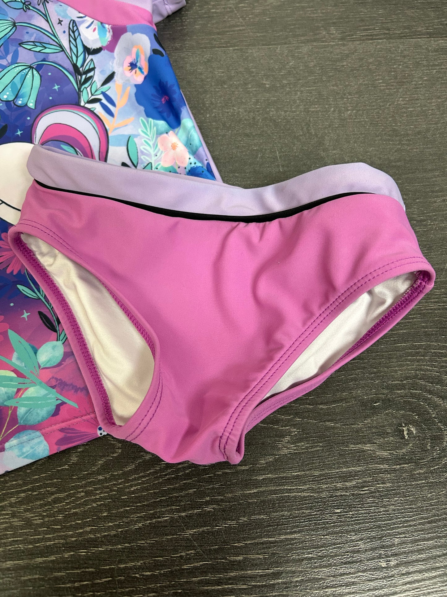 Vendu hors web - Friperie - nano - 6 ans - maillot 2 pièces -