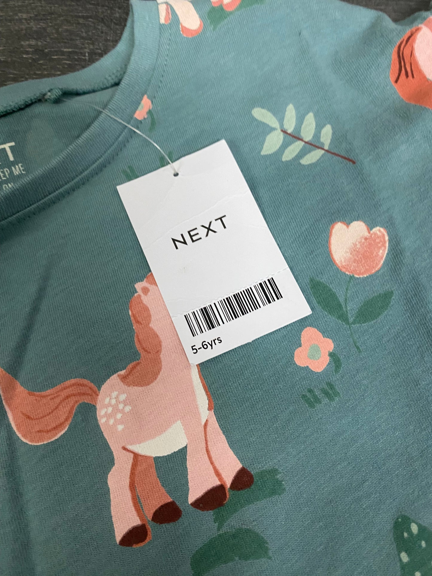 Neuf - manches longues - next - 5-6 ans