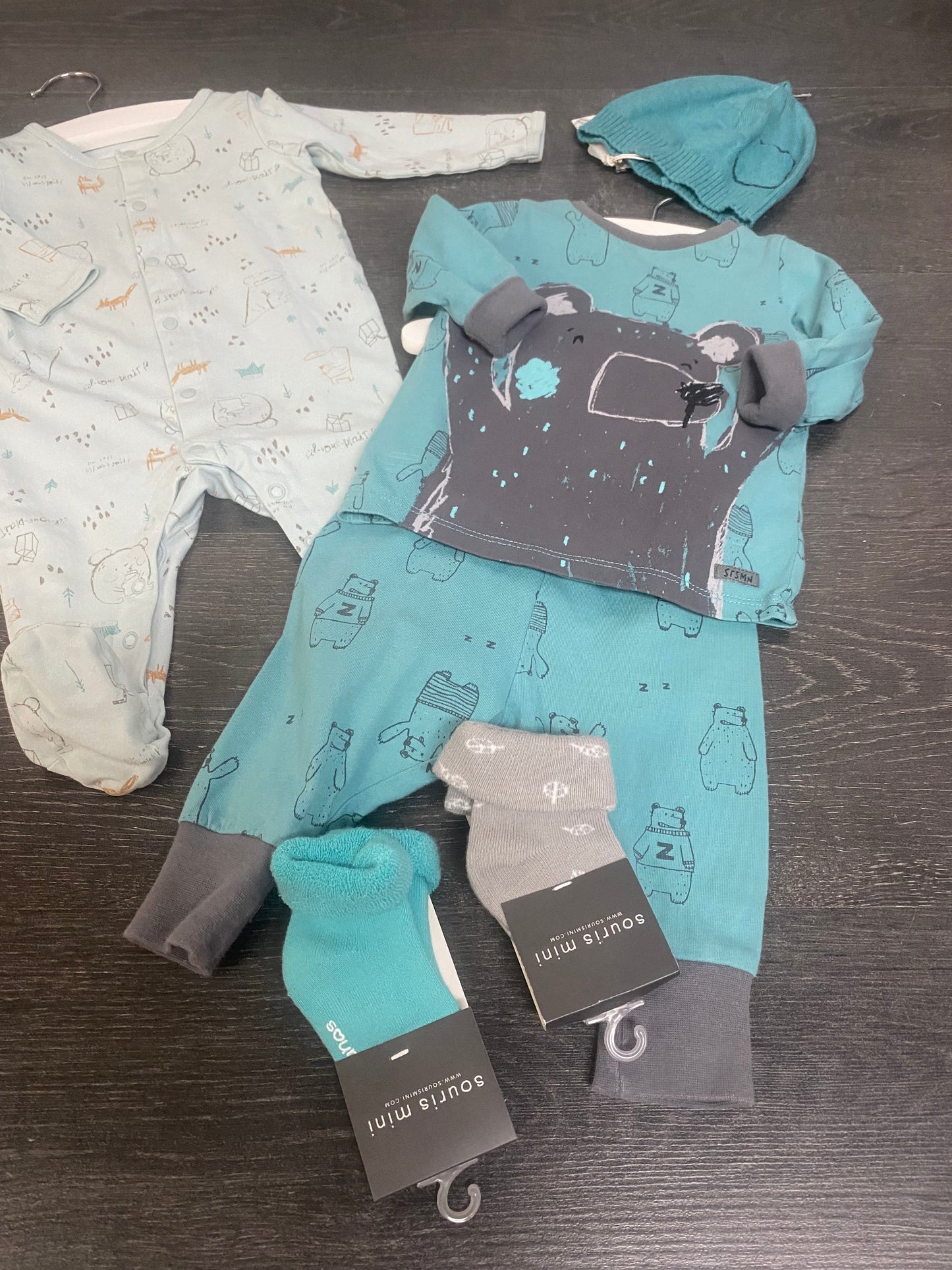 Friperie - pyjama 2mcx, pyjama, 1 bonnet et 1 bas - 3-6 mois - sourismini