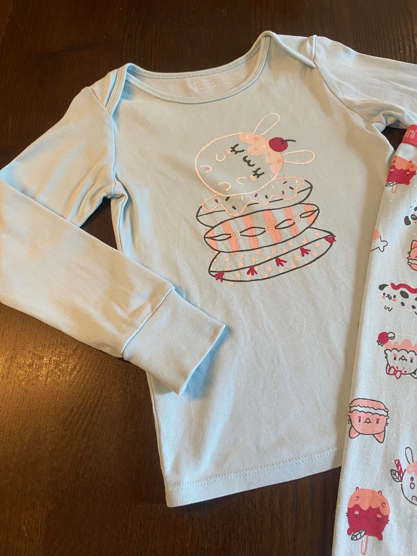 Reservé Friperie - souris mini - pyjama - 2-3 ans - mini tache voir photo