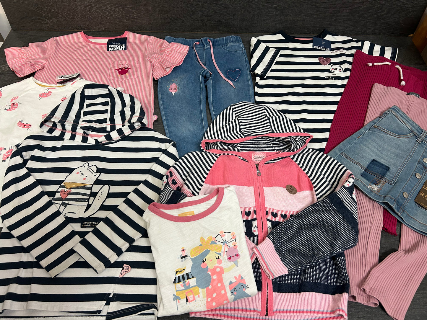 Neuf, comme neuf et usagé - Souris Mini - 6 ans - petit lot Mix and match