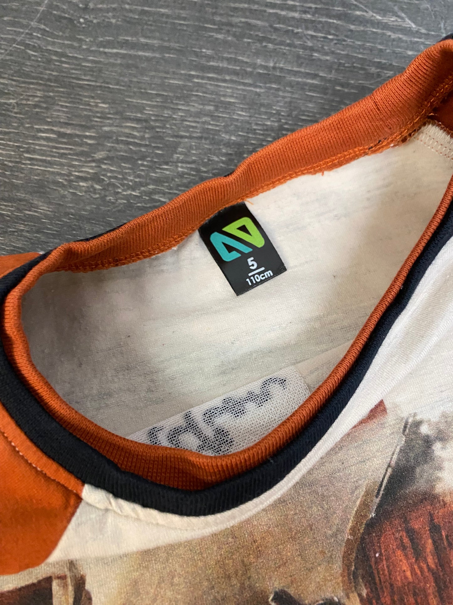 Friperie - nano - 5 ans - m. Longues