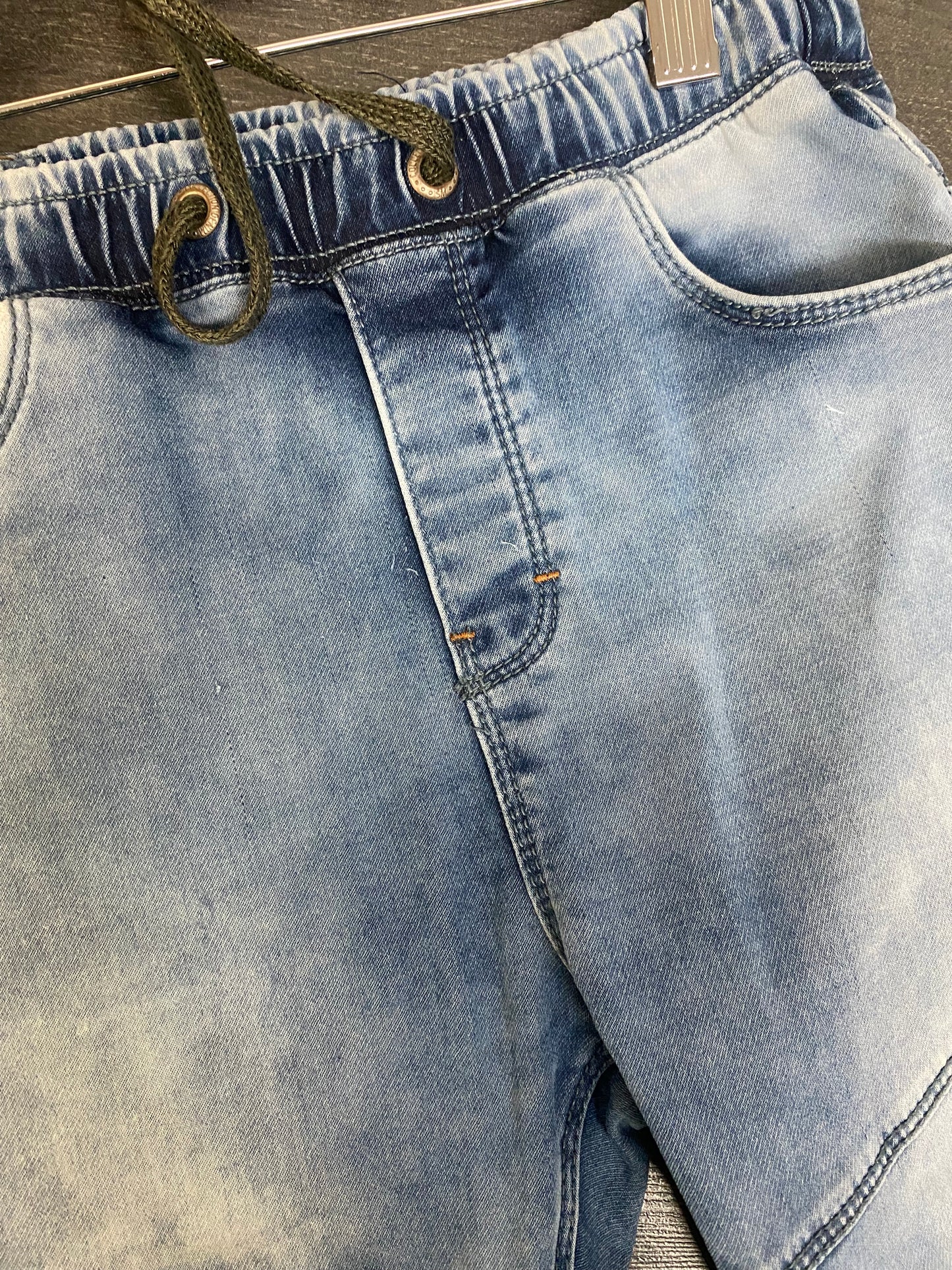 Friperie - jogger souris mini - 8 ans - mini qq chose au devant voir photos