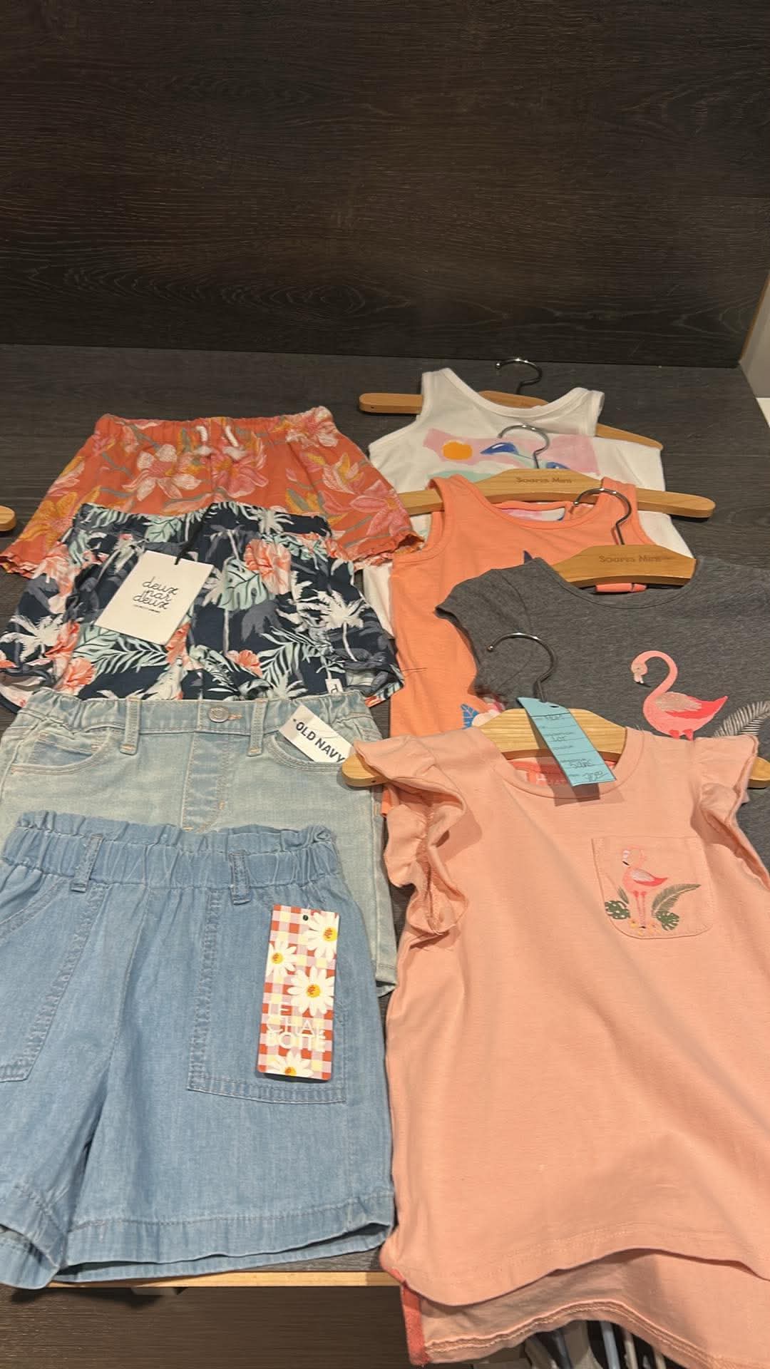 Reservé - Neuf et usagé - petit lot été - 5 ans - 70$ / lot