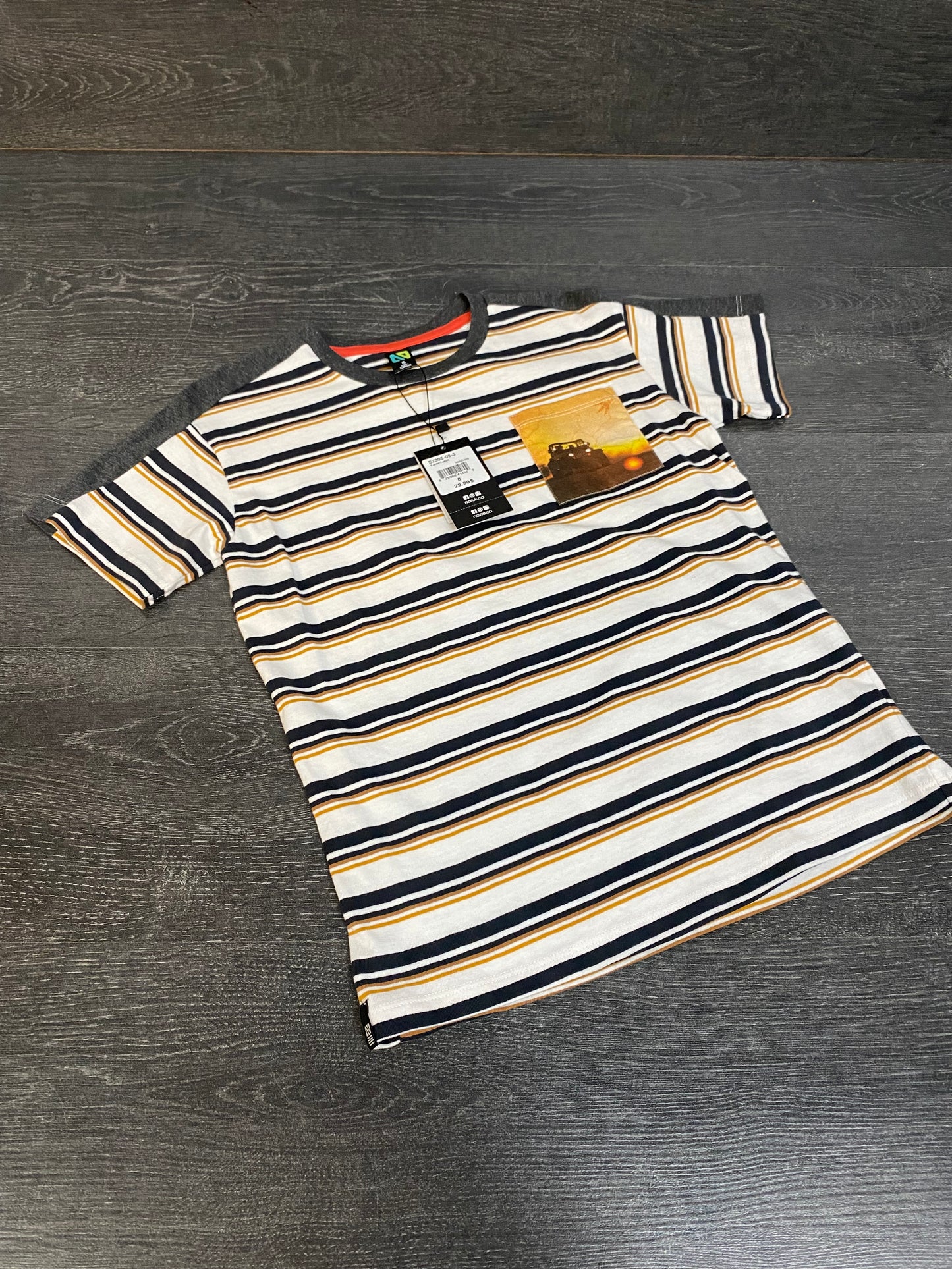 T-shirt nano - 8 ans - neuf