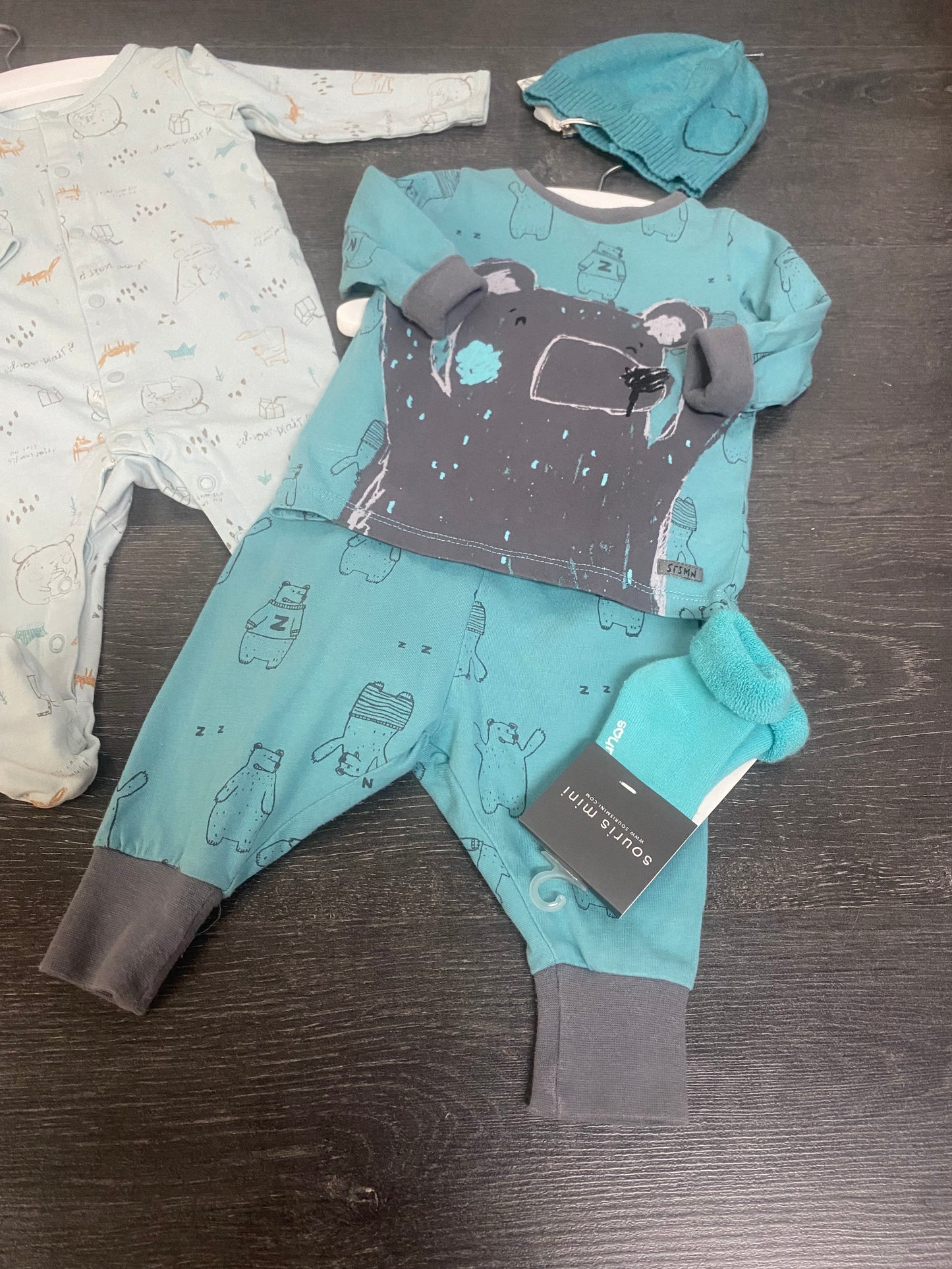 Friperie - pyjama 2mcx, pyjama, 1 bonnet et 1 bas - 3-6 mois - sourismini