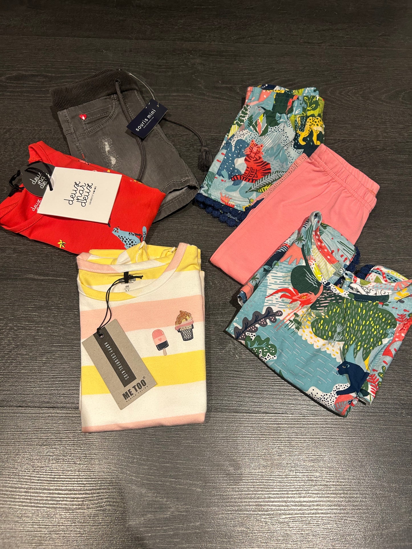 Mini lot 3 ans - neuf et usagé - mcm