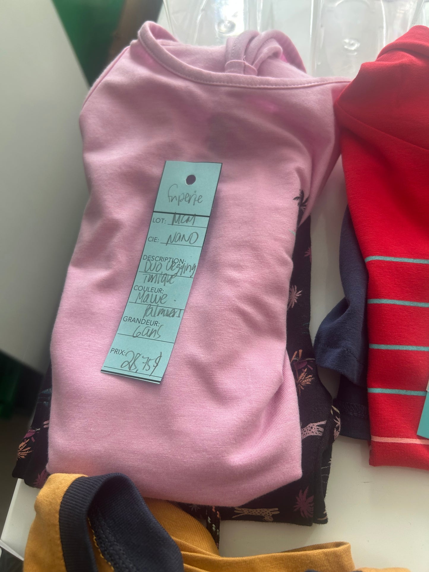 Vente 10 juin Steph gaud- 12 items