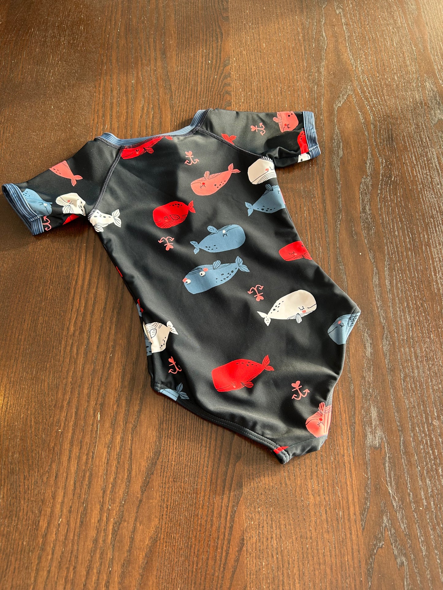 Neuf sans étiquette -Souris Mini - 5 ans - maillot -