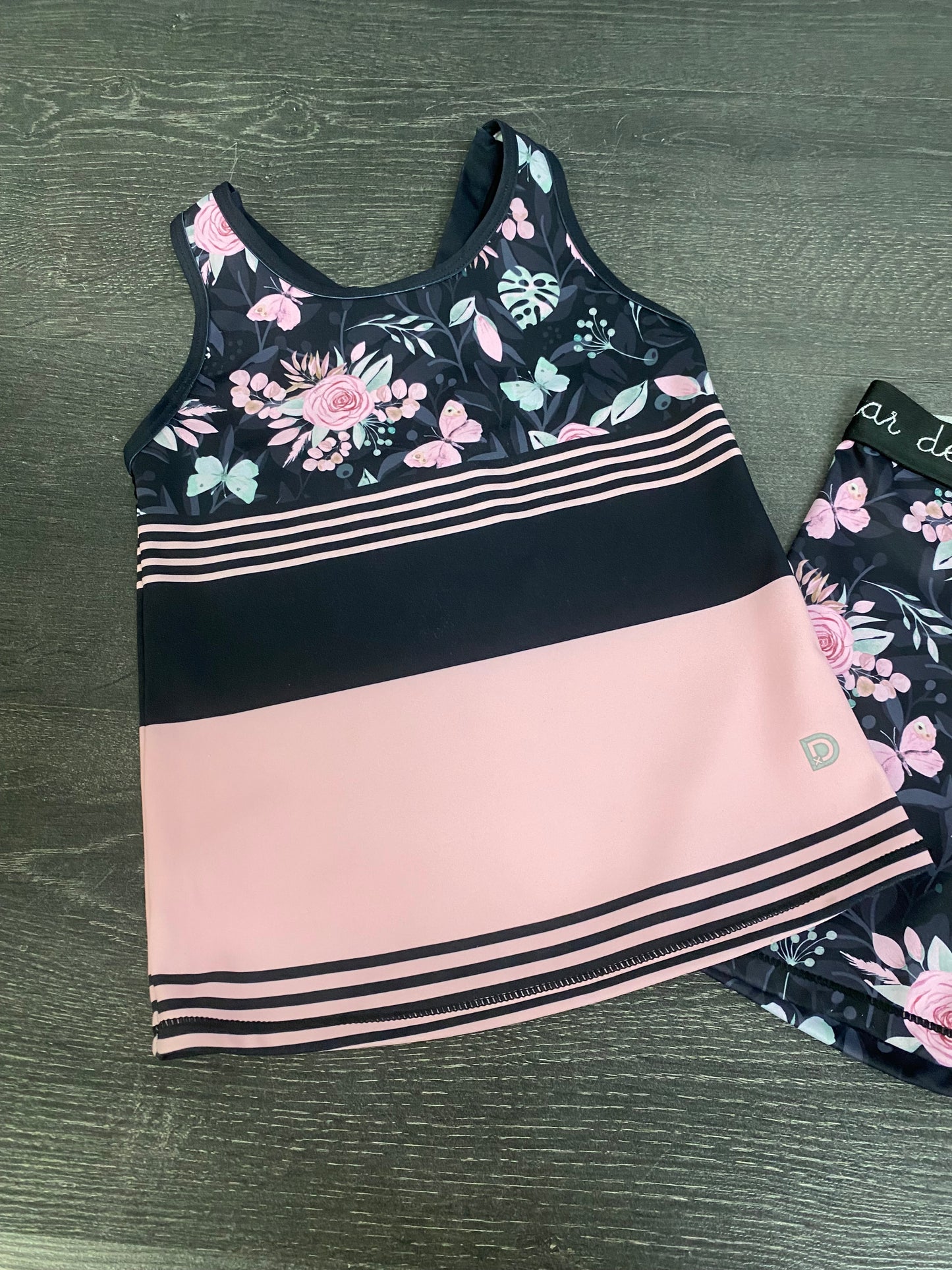 Friperie - 3-4 ans - deux par deux - bel etat - duo