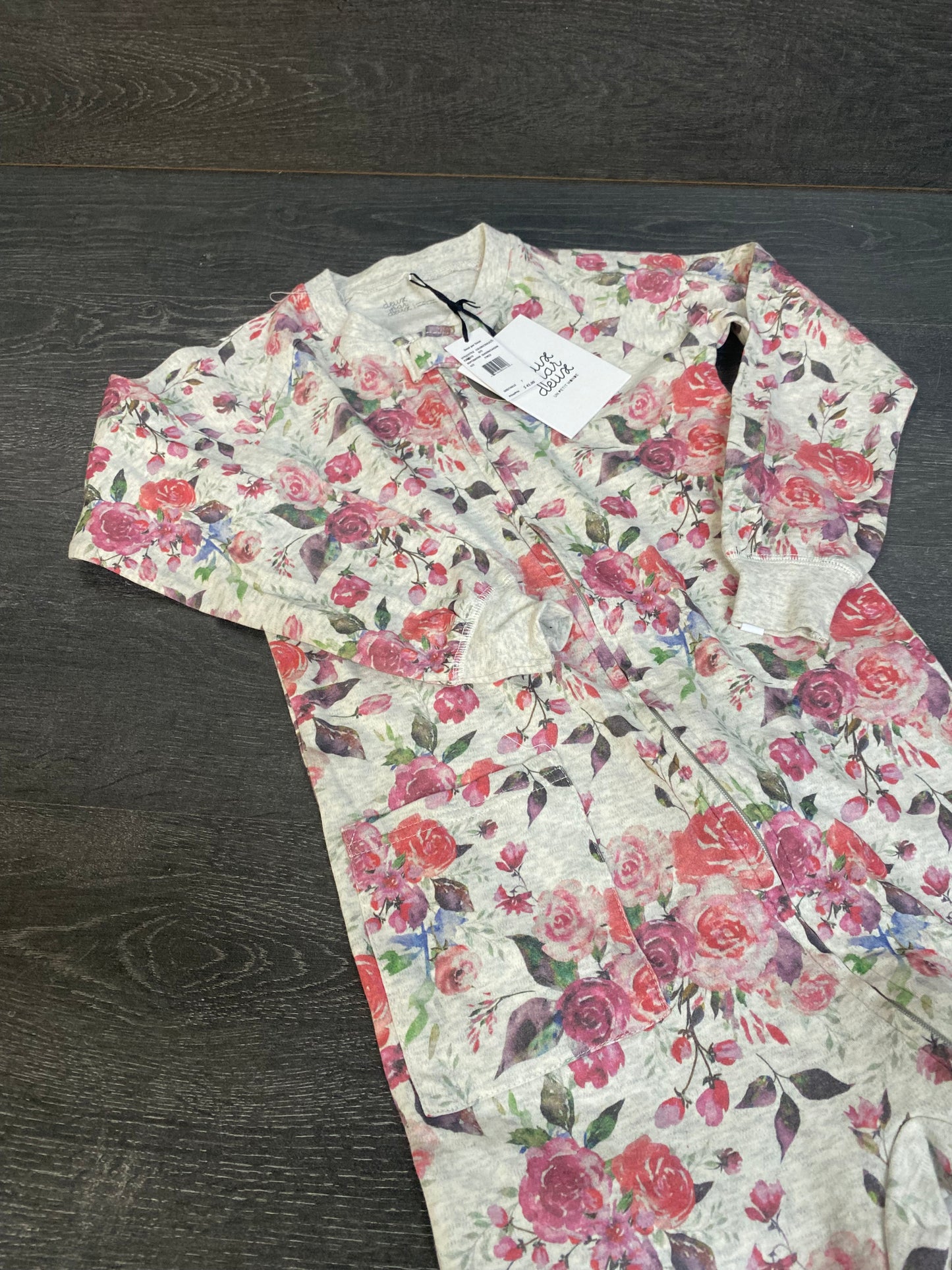 Pyjama - 2 par 2 - neuf - 7 ans - one piece