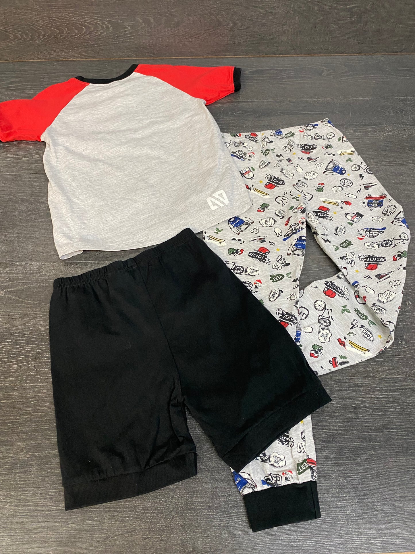 Friperie - pyjama - nano -3 mcx - 6 ans